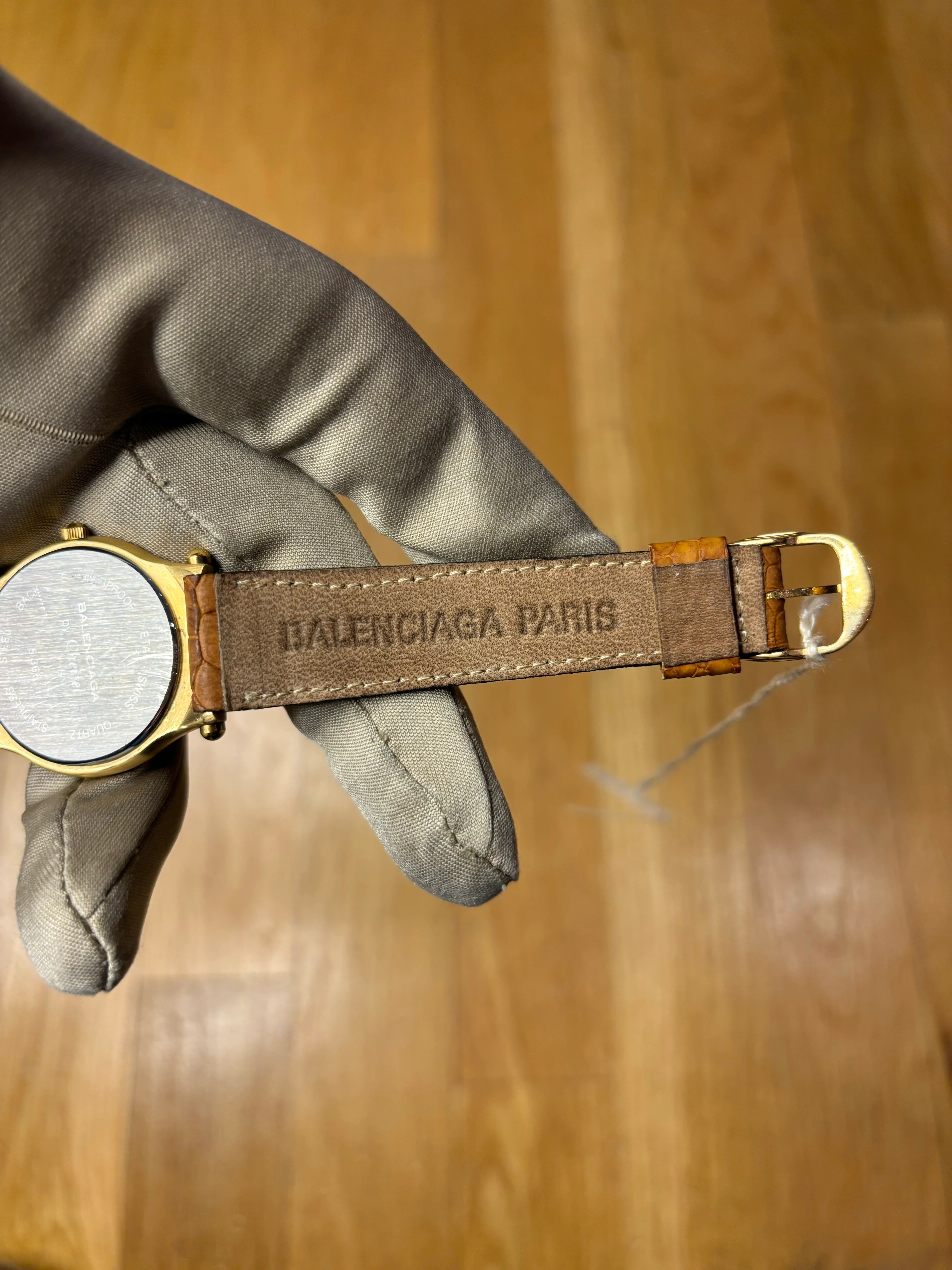 Balenciaga Gold Plated Champagne Dial Brown Leather Strap - Image 8