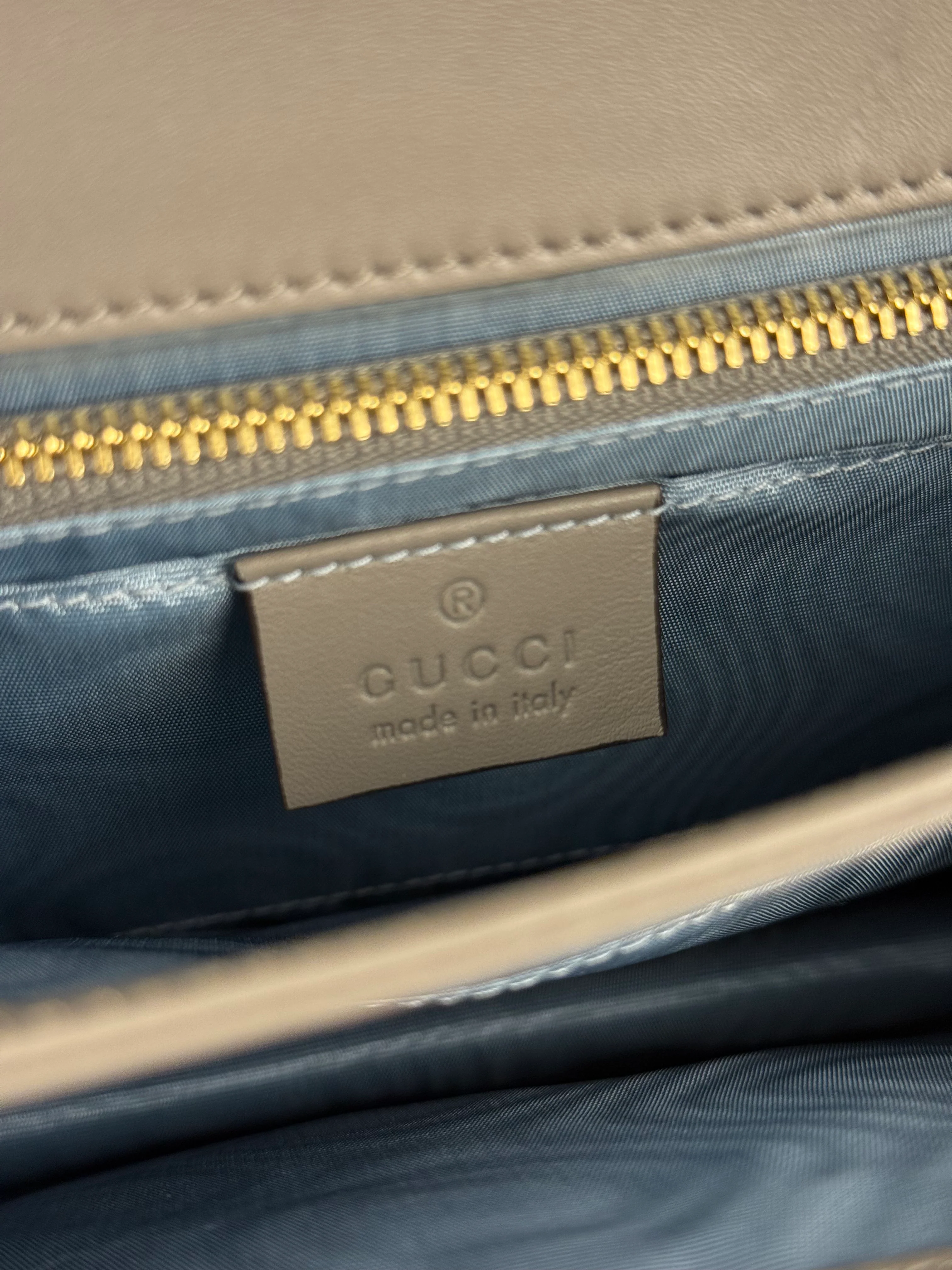 Gucci Zumi Grey Python Leather Small Shoulder Bag - Image 14