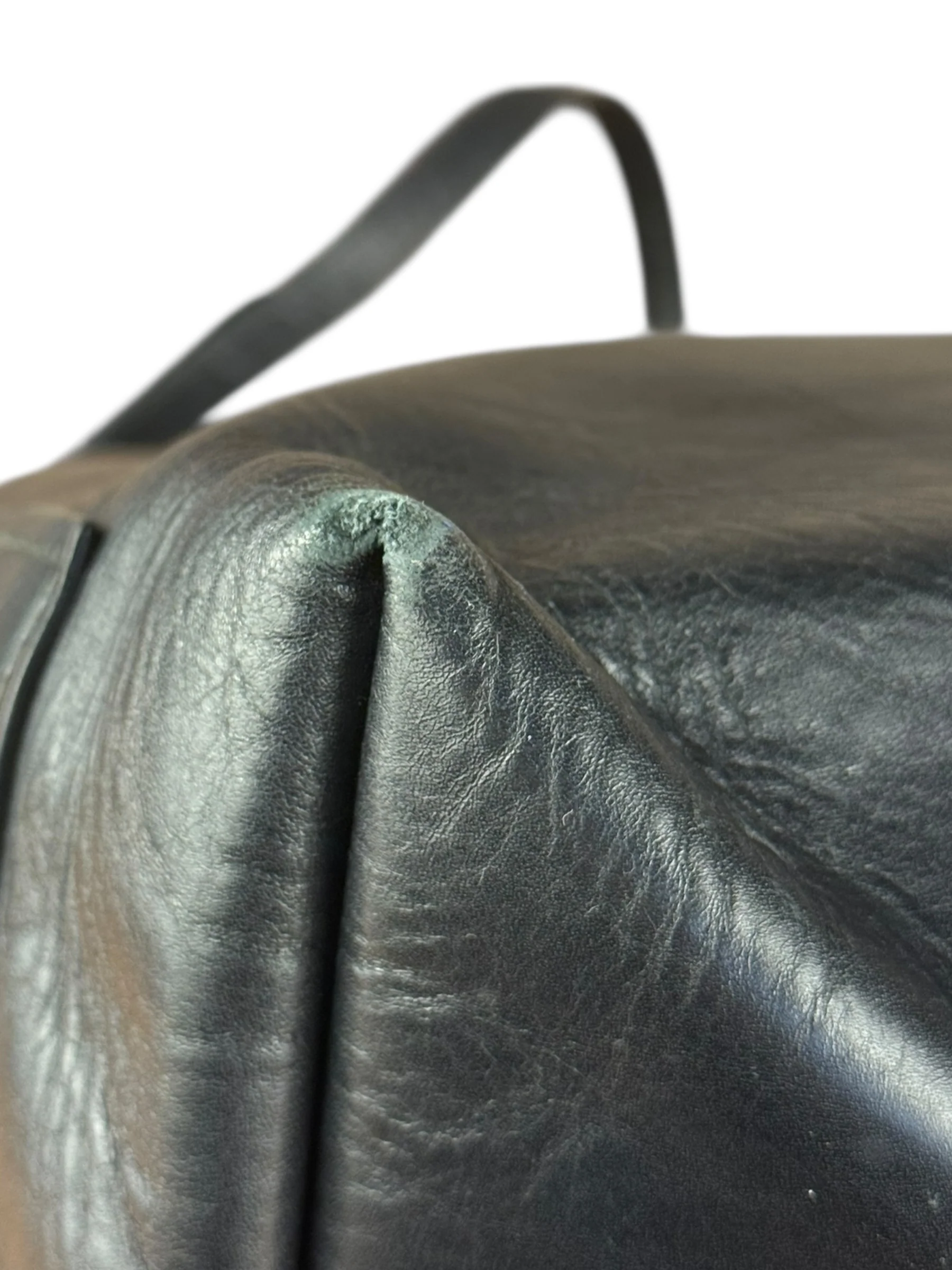Balenciaga Black Leather Kendall Bucket Bag - Image 20