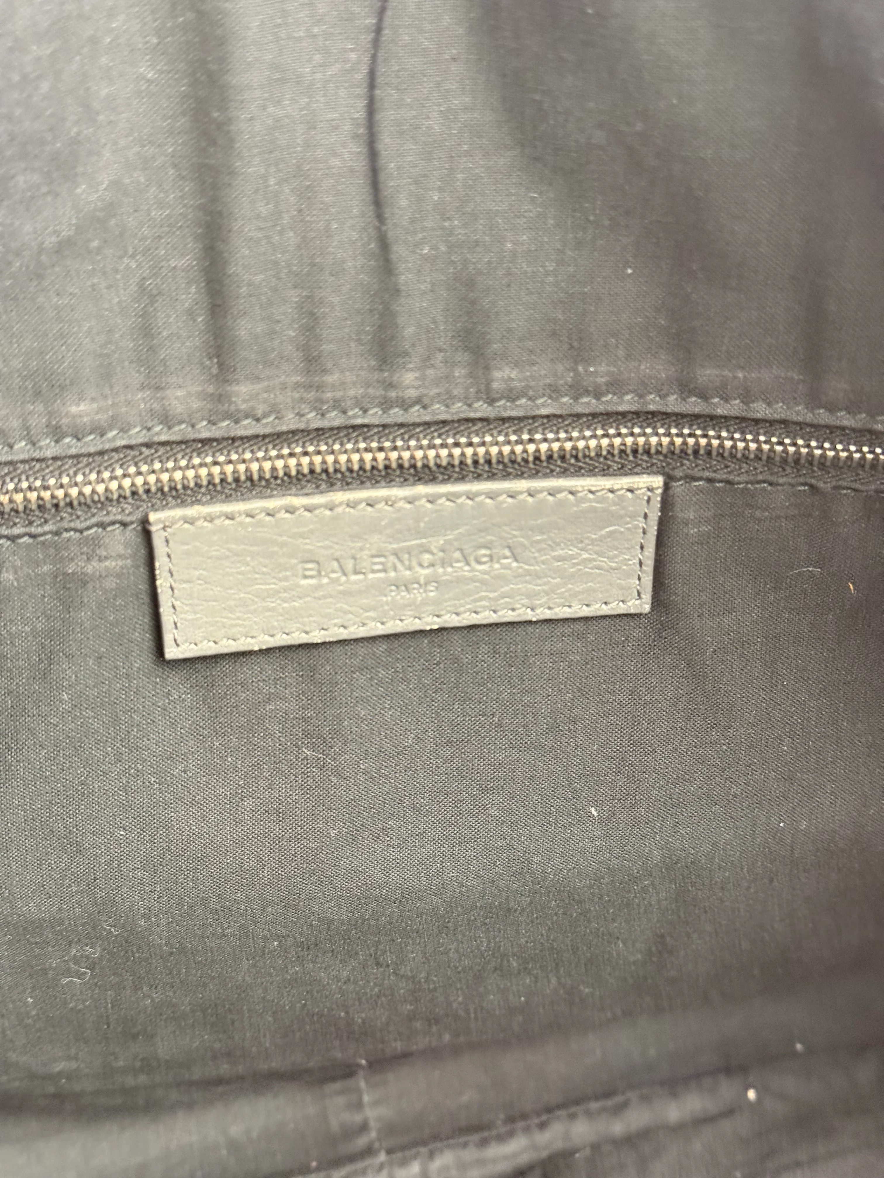 Balenciaga Vintage Grey Leather Work Bag - Image 26