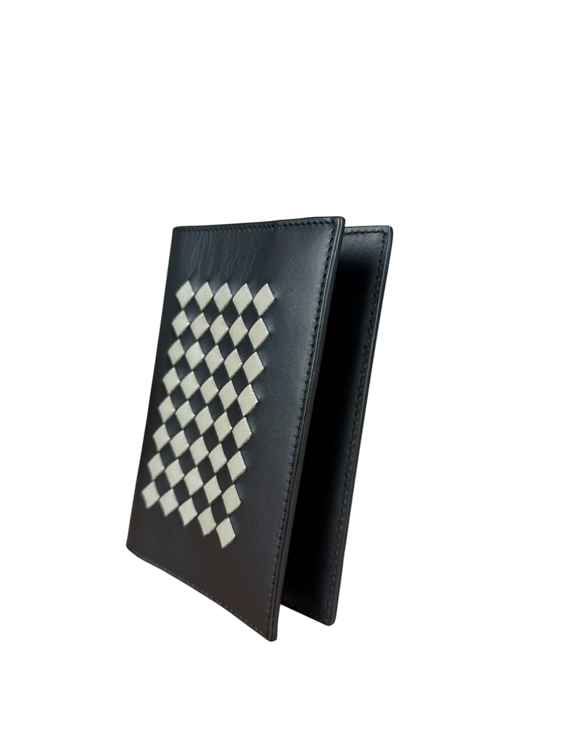 Bottega Veneta Vintage Intrecciato Passport Holder - Image 4