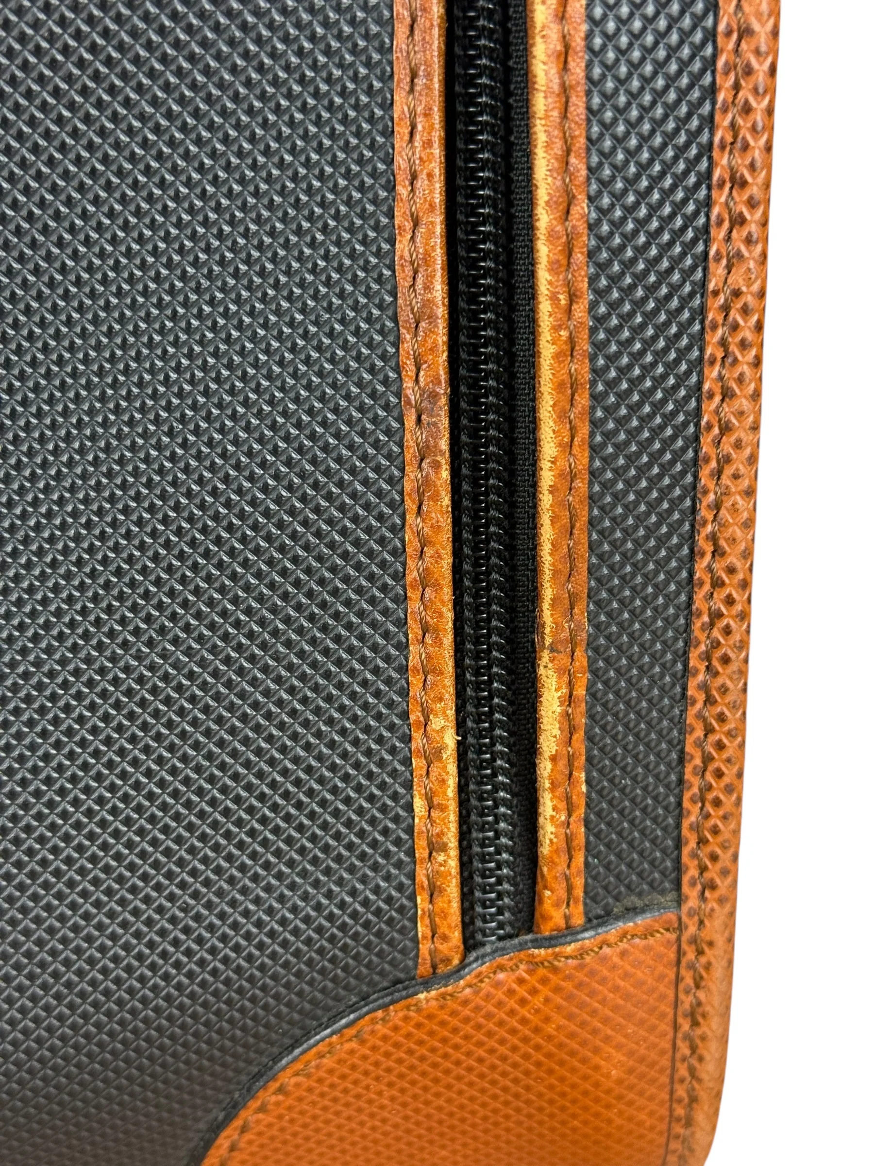 Bottega Veneta Vintage Travel Case Black/Brown - Image 23