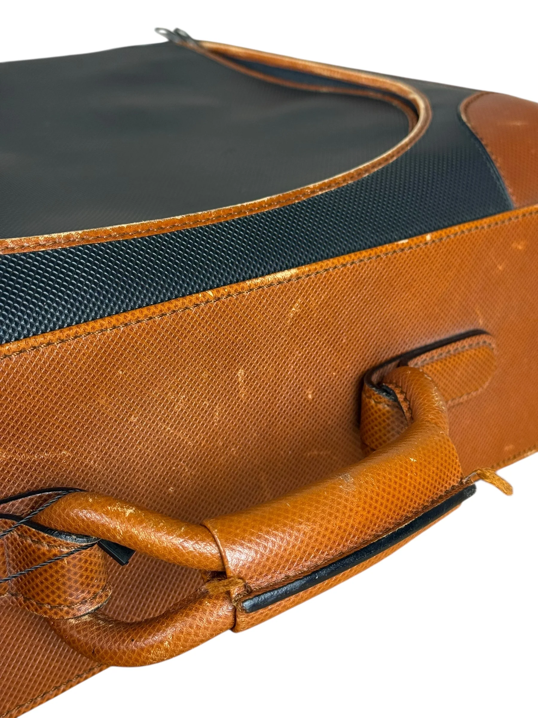 Bottega Veneta Vintage Travel Case Black/Brown - Image 25