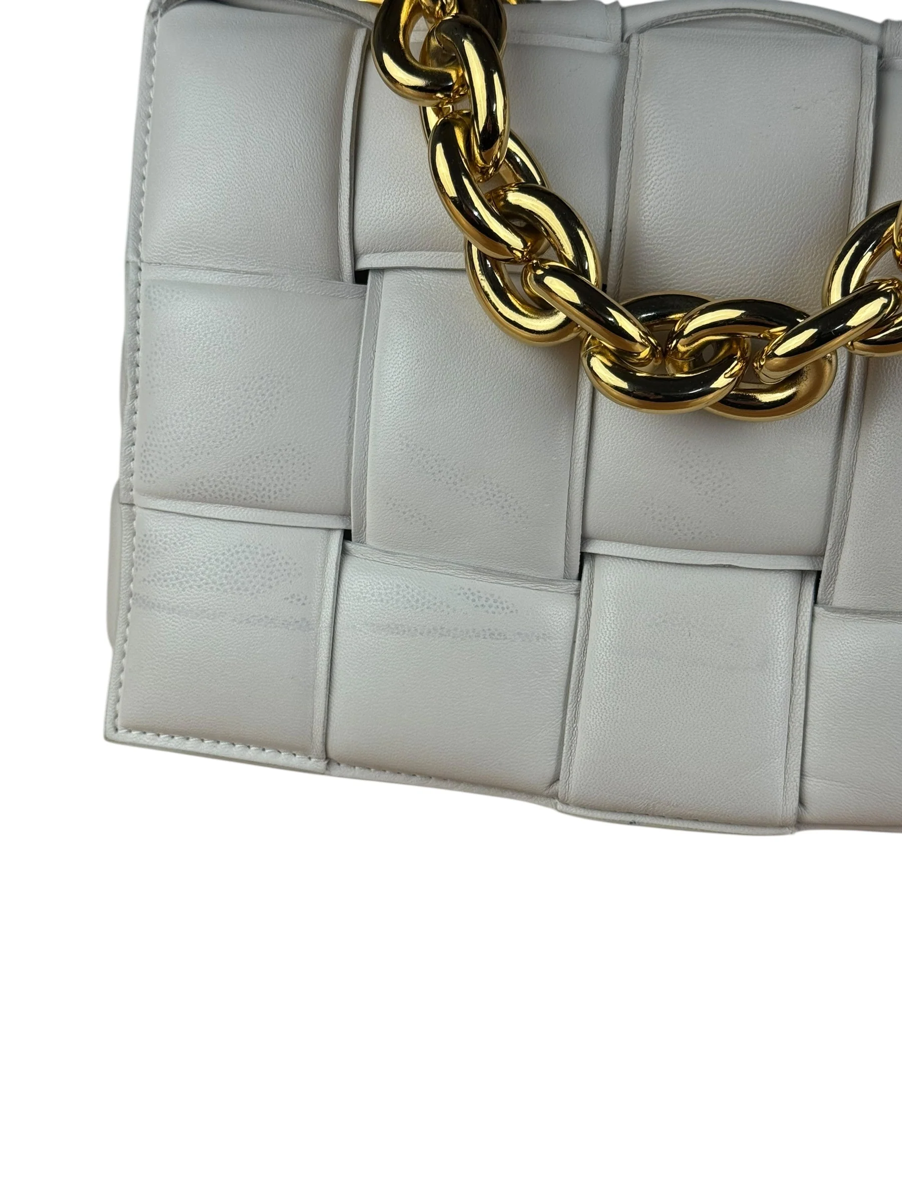 Bottega Veneta White Leather Padded Cassette Chain Bag - Image 18