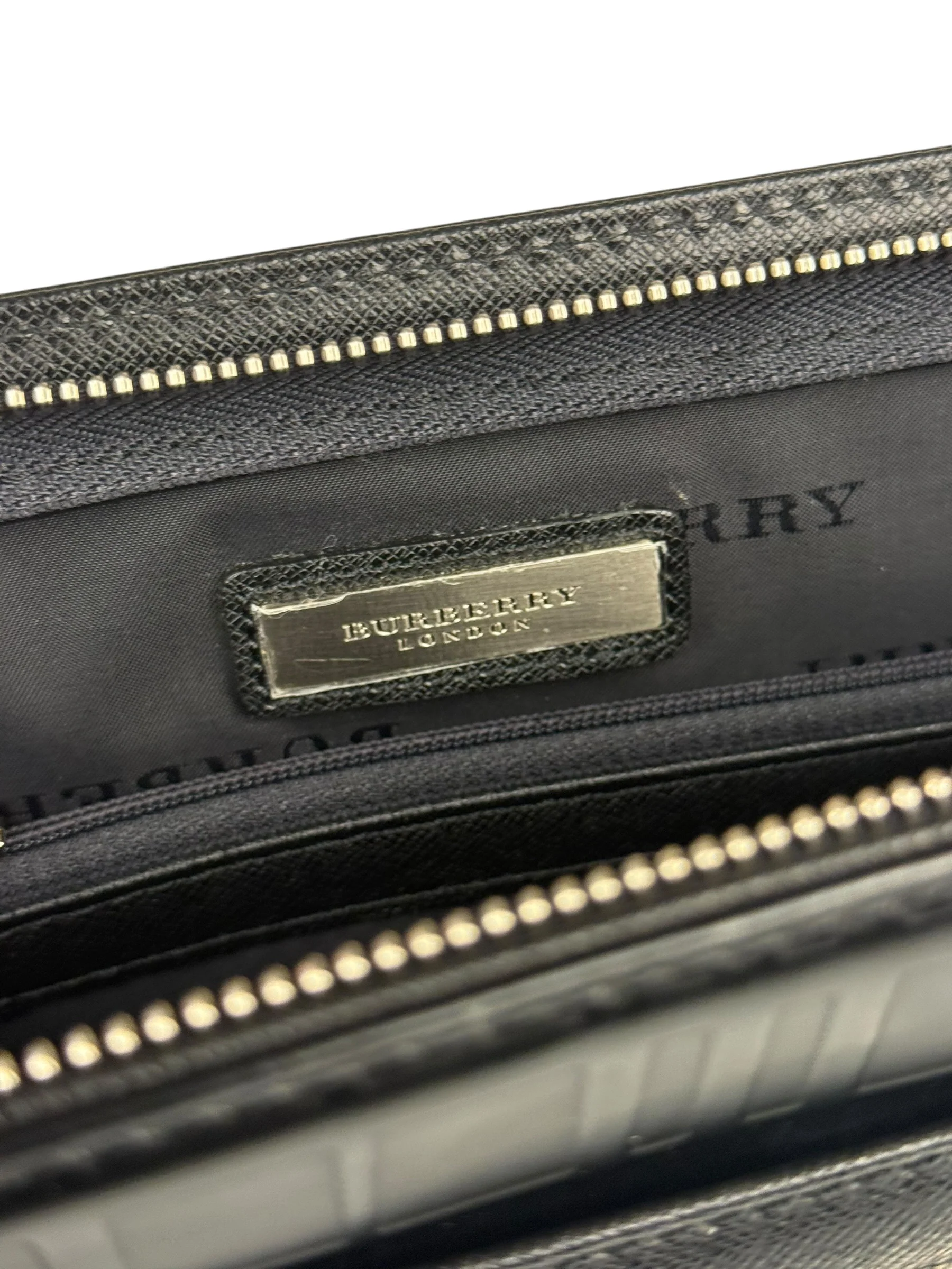 Burberry Black Leather Zip Clutch Pouch - Image 17