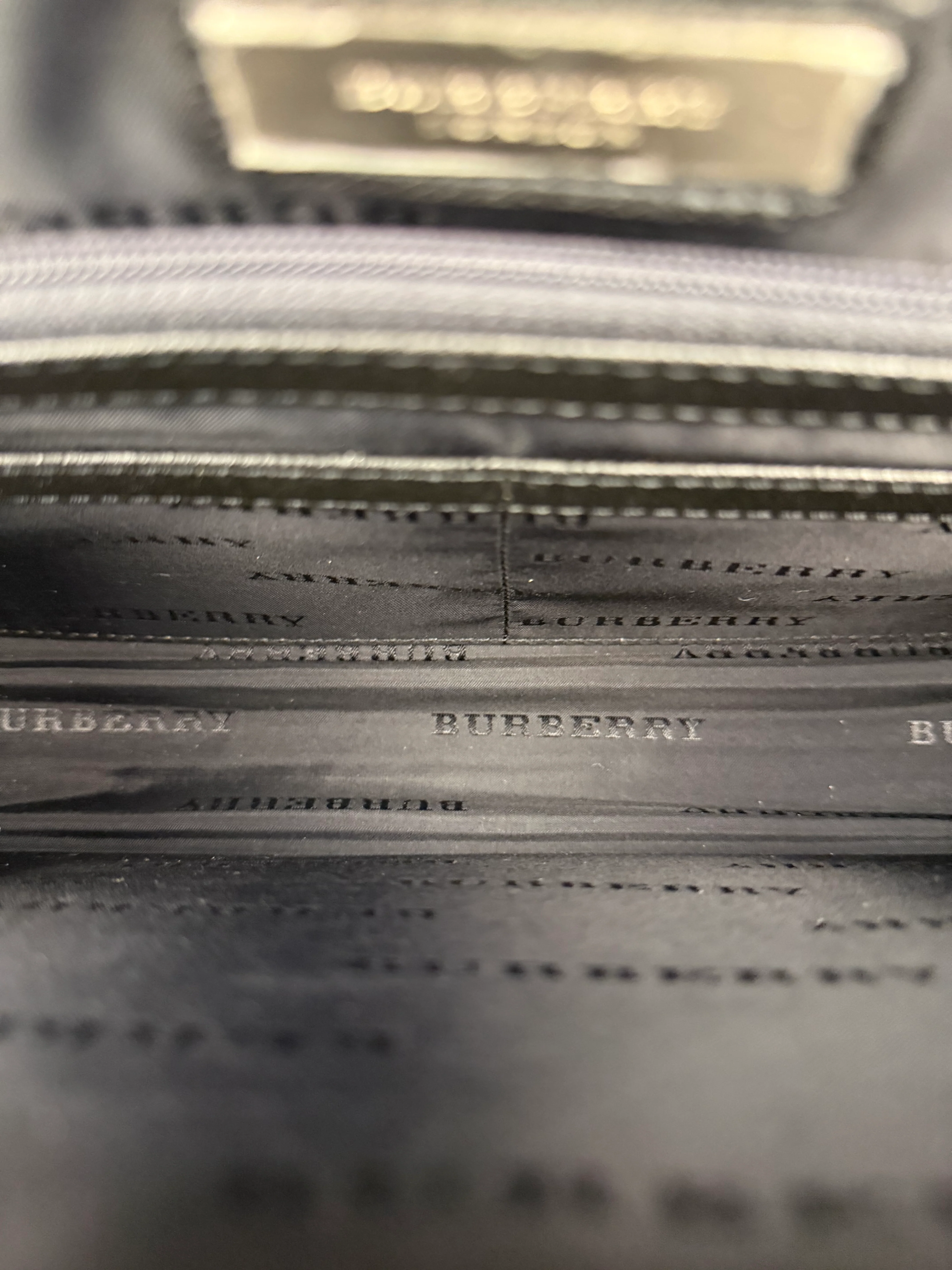 Burberry Black Leather Zip Clutch Pouch - Image 19