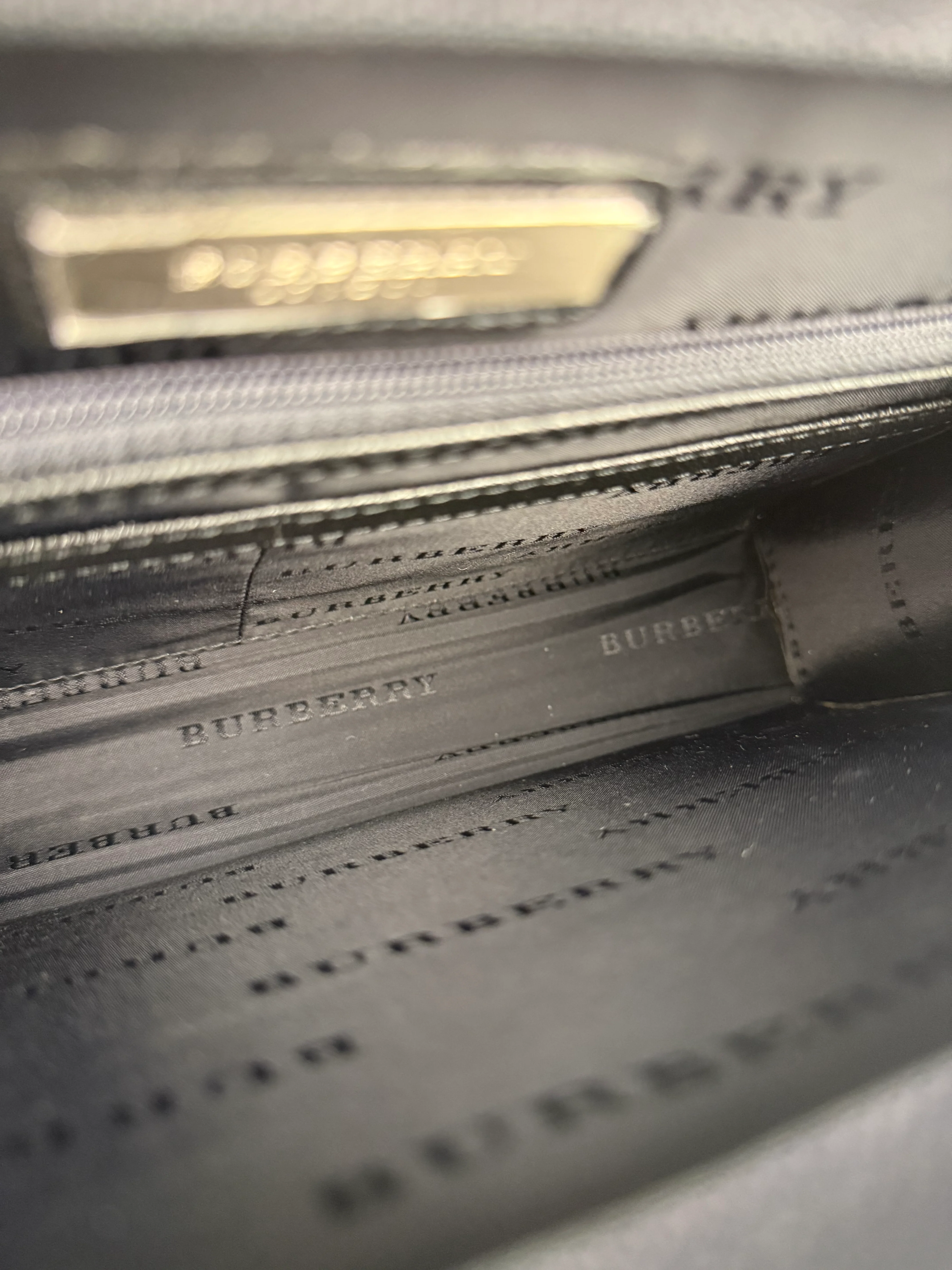 Burberry Black Leather Zip Clutch Pouch - Image 20