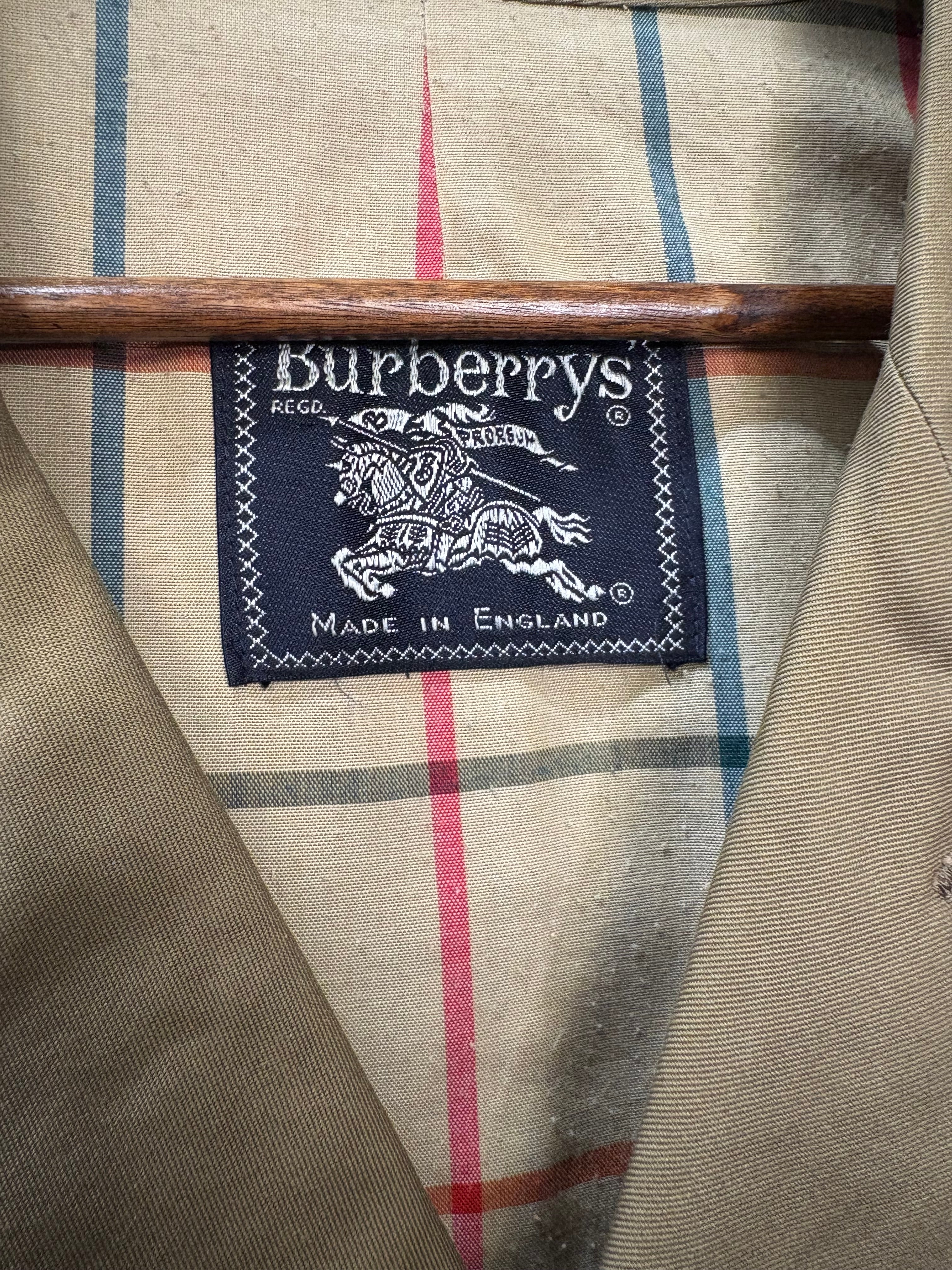 Burberry Vintage Brown Trench Coat - Image 4
