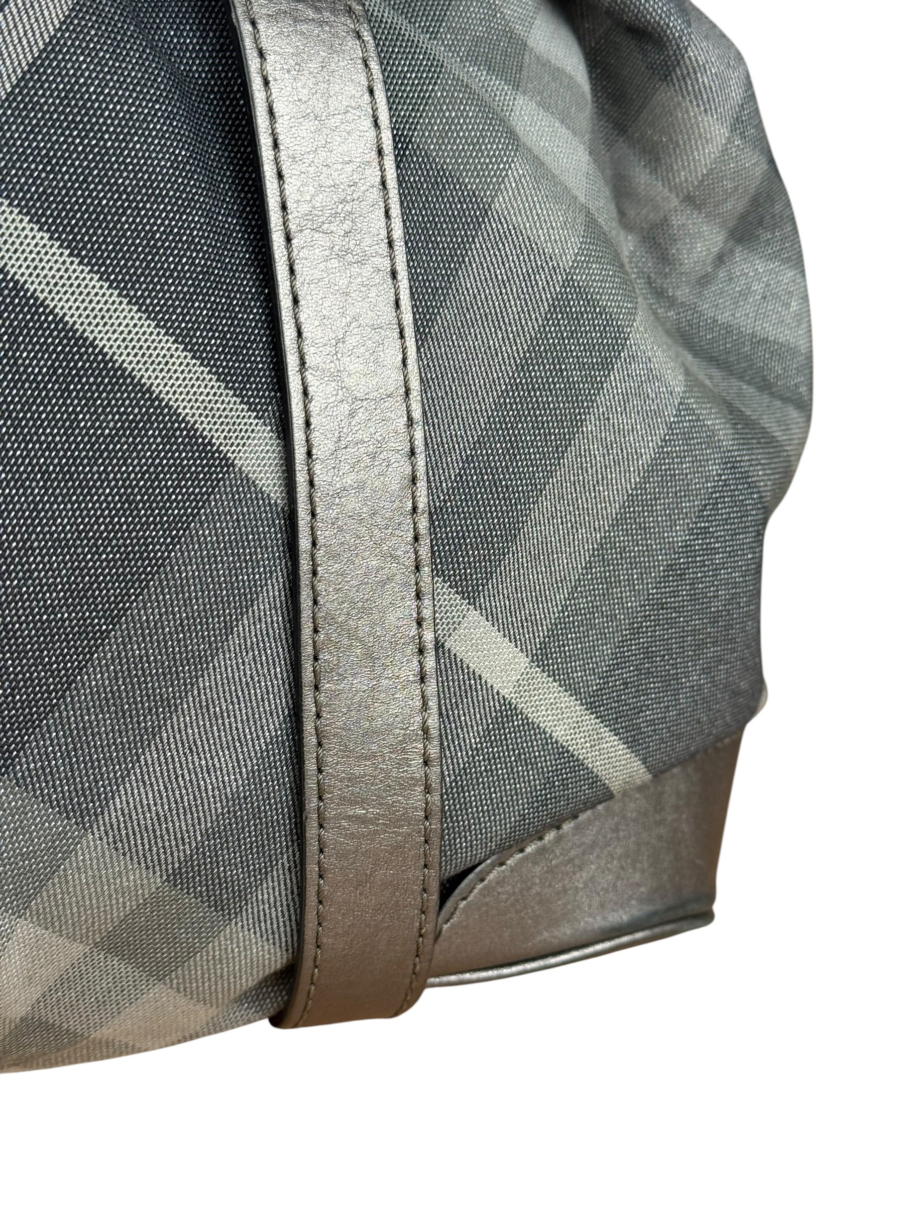 Burberry Vintage Grey Nova Check Shoulder Bag - Image 11