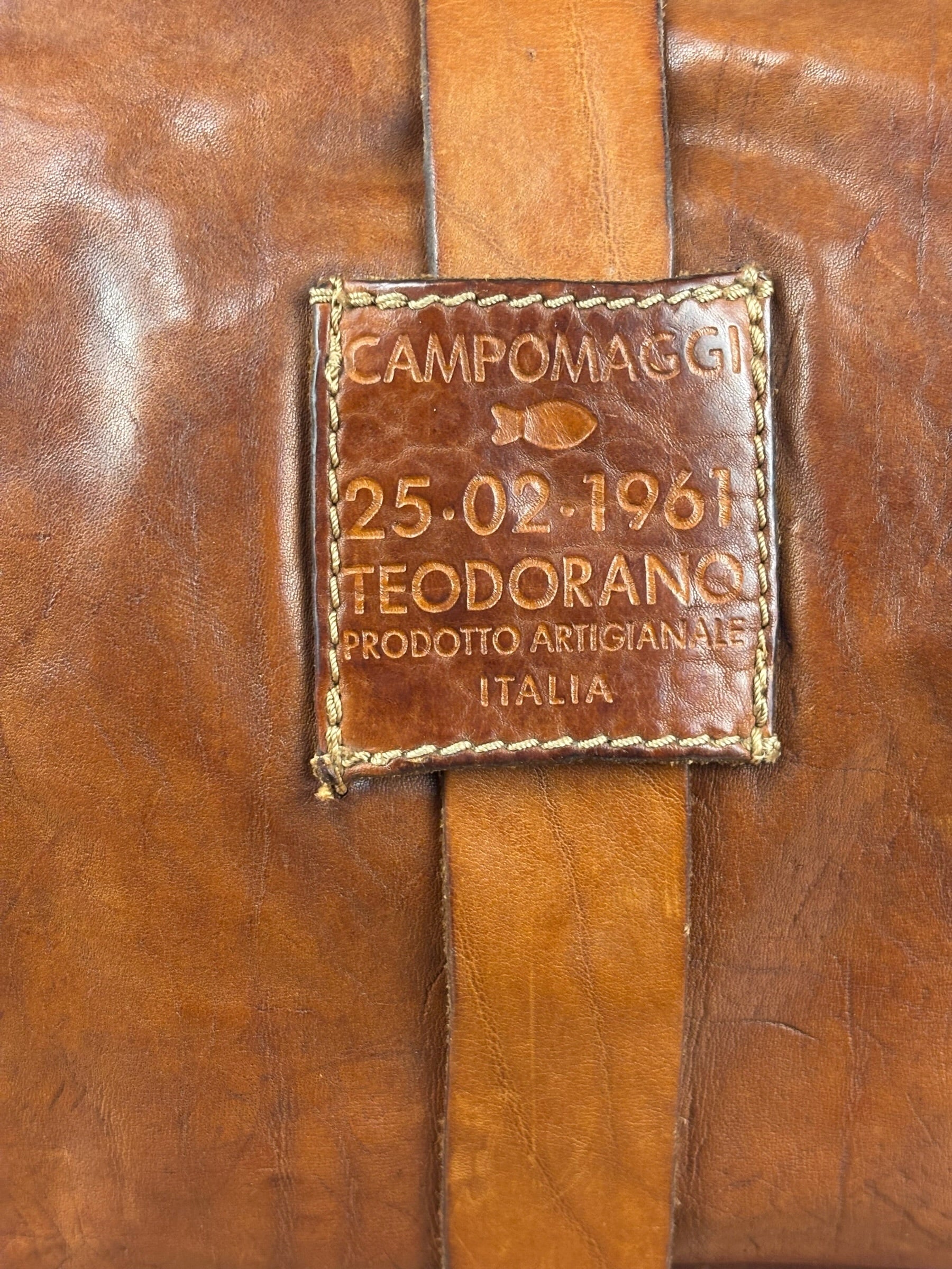 Campomaggi Brown Leather Messenger Bag - Image 13