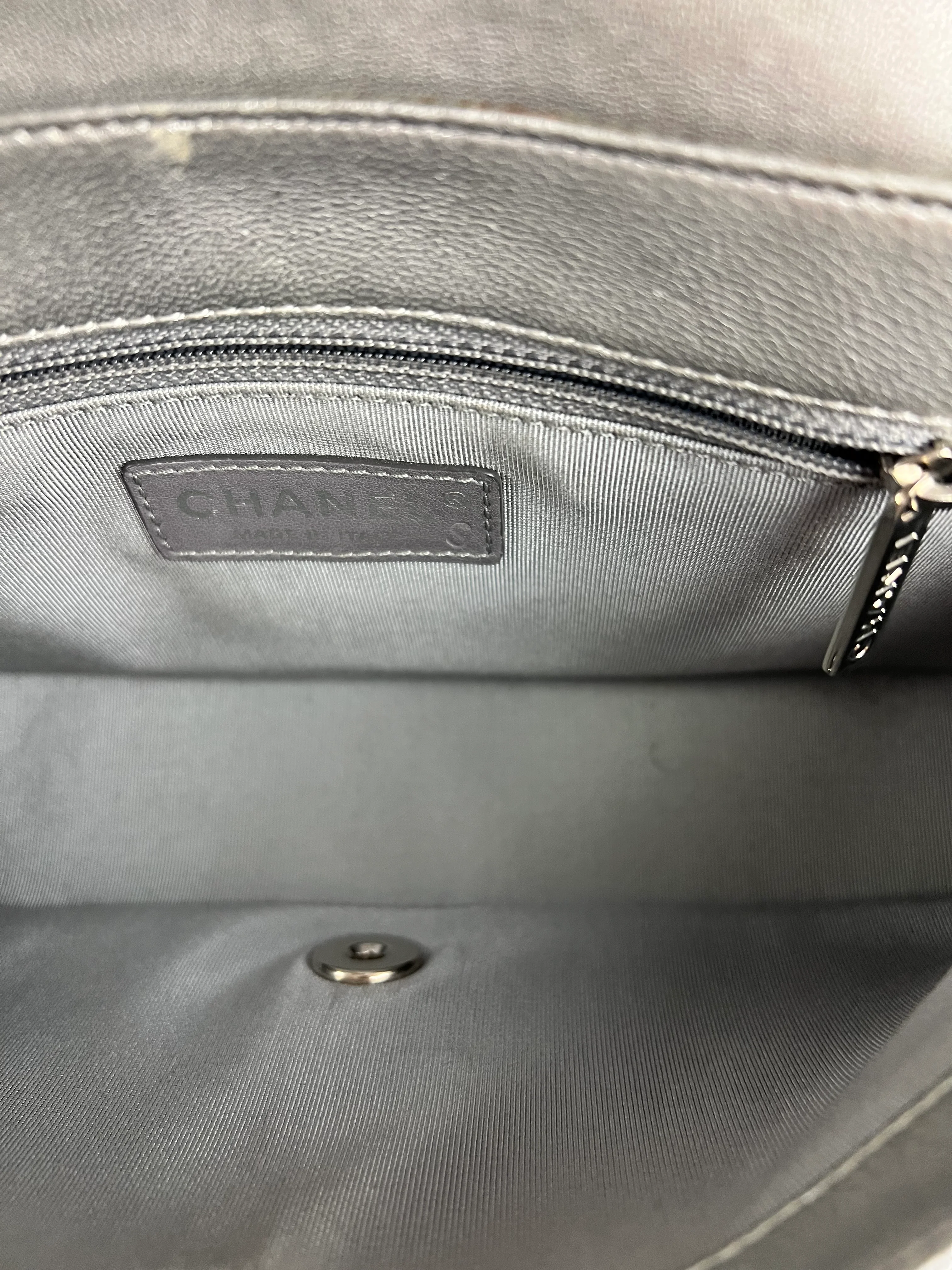 Chanel 2017 Mademoiselle Silver Chevron Single Flap - Image 20