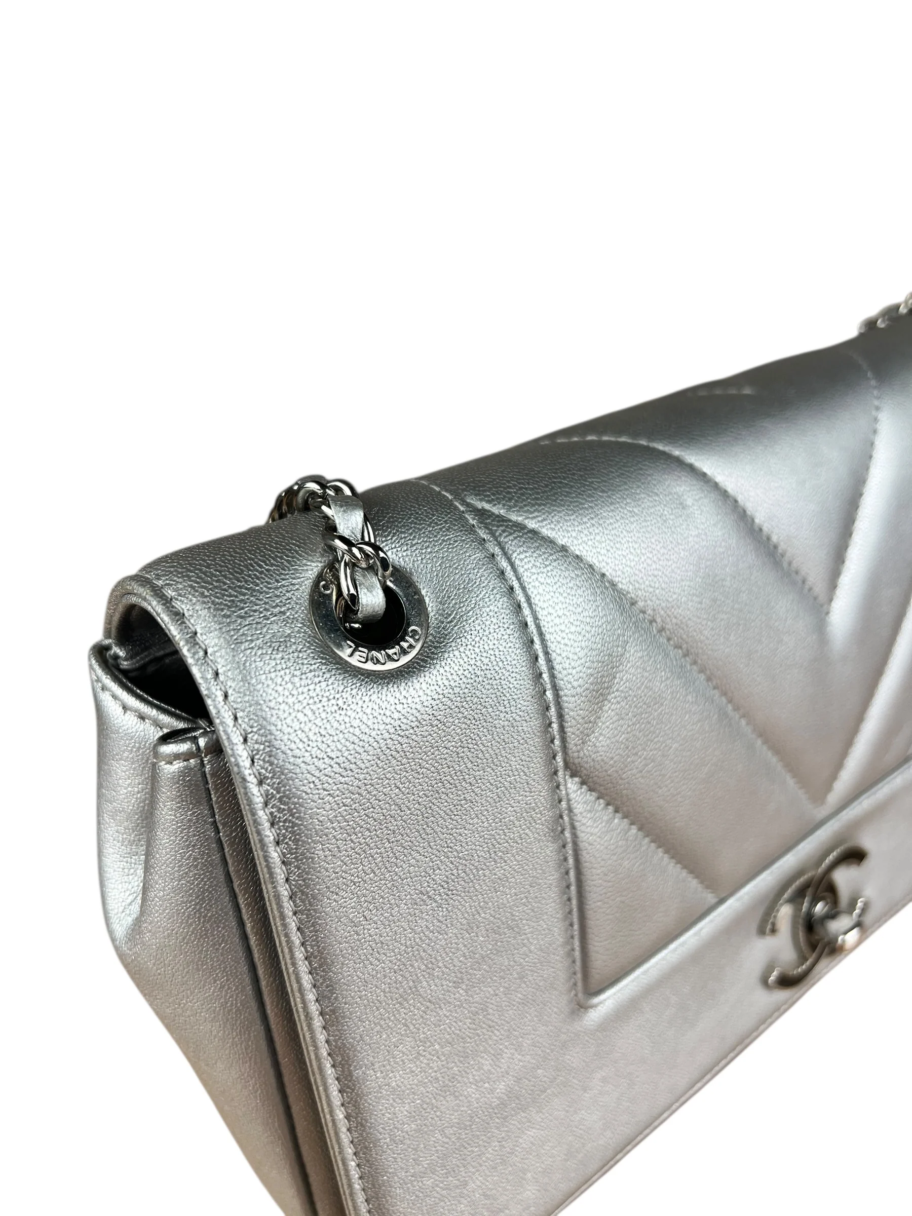 Chanel 2017 Mademoiselle Silver Chevron Single Flap - Image 9