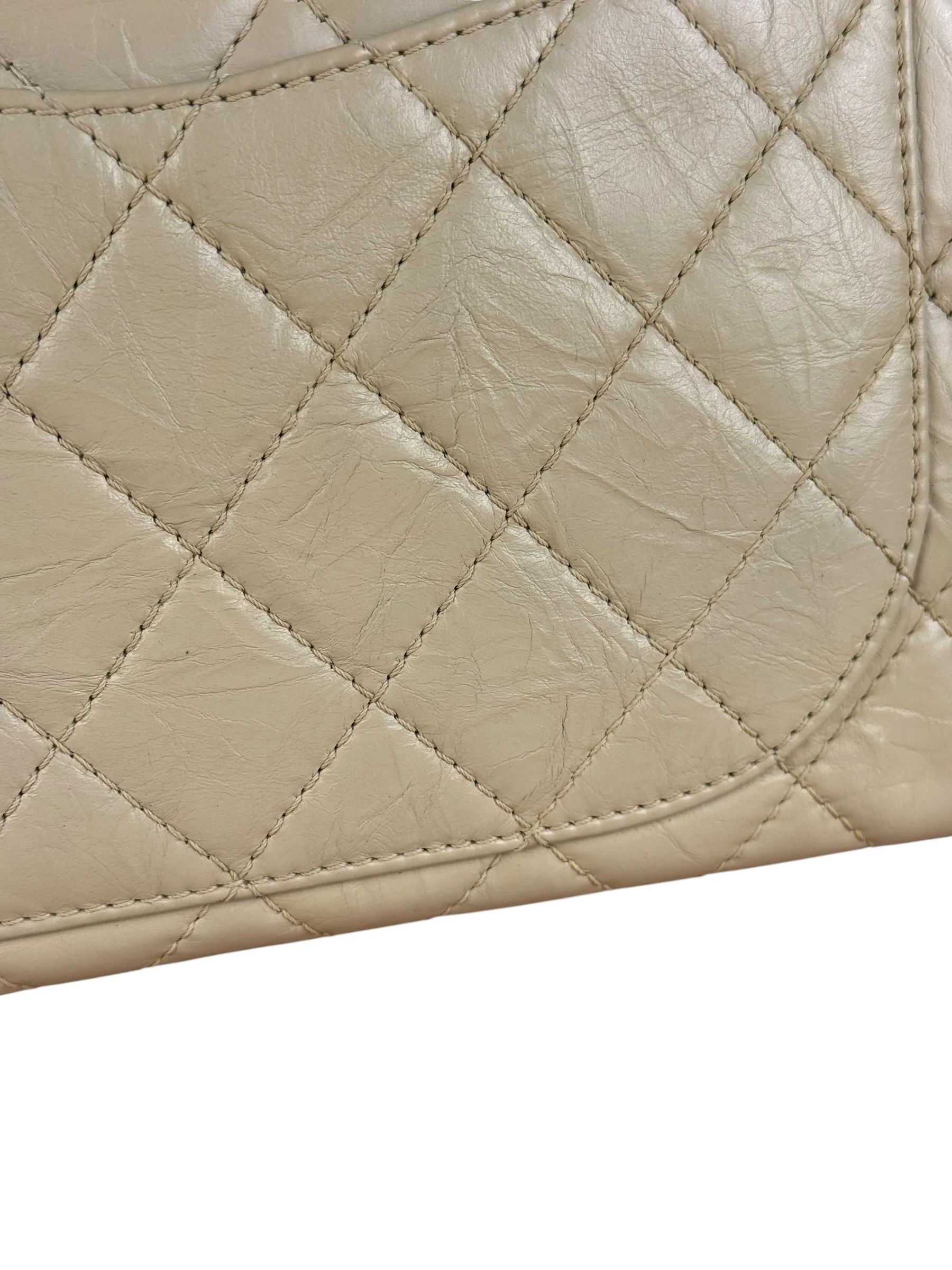 Chanel Aged Ivory Quilted Leather 2.55 Reissue Double Flap Bag 2009 - Image 11
