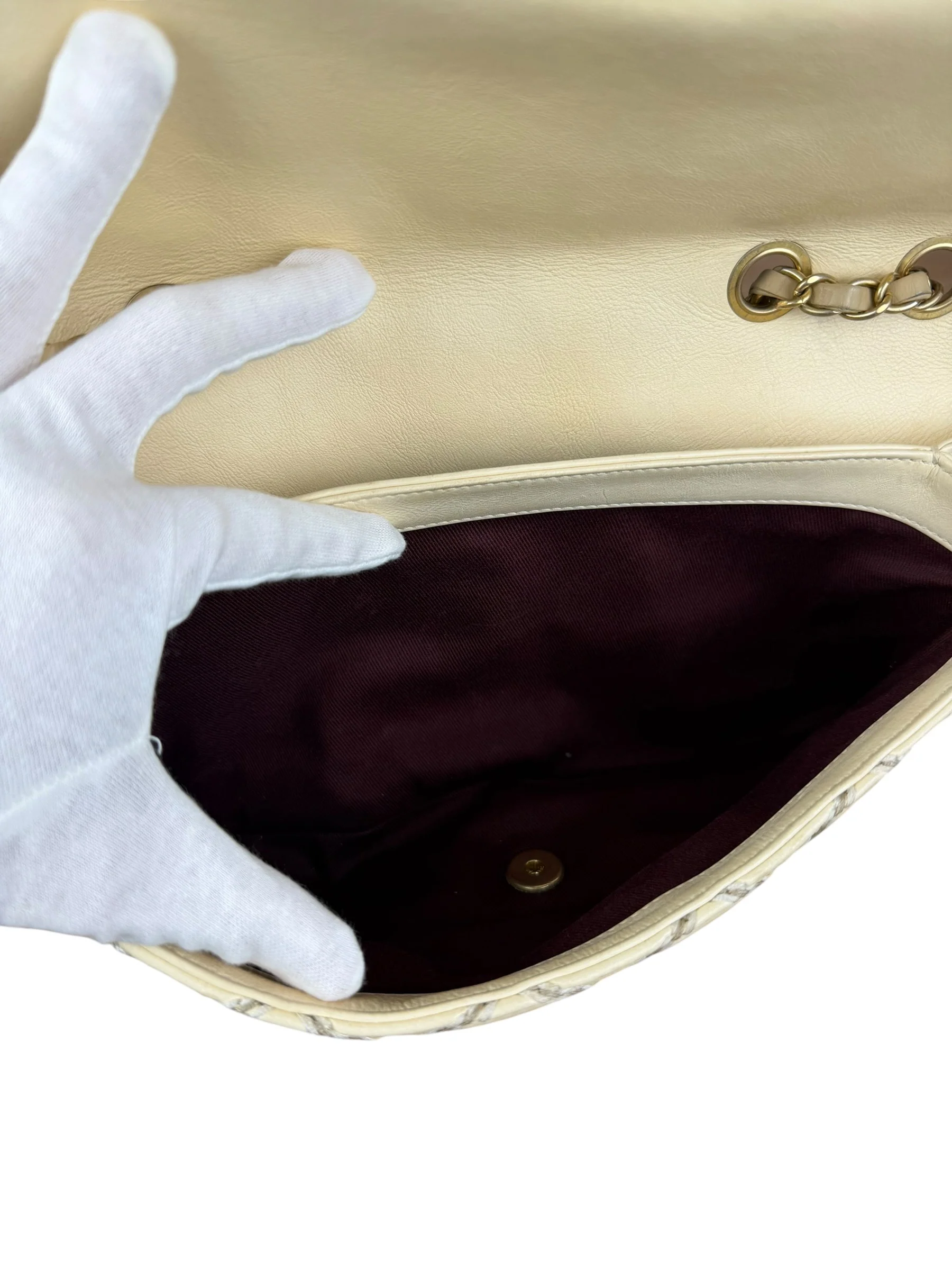 Chanel Beige Ultimate Stitch Flap 2014 - Image 23