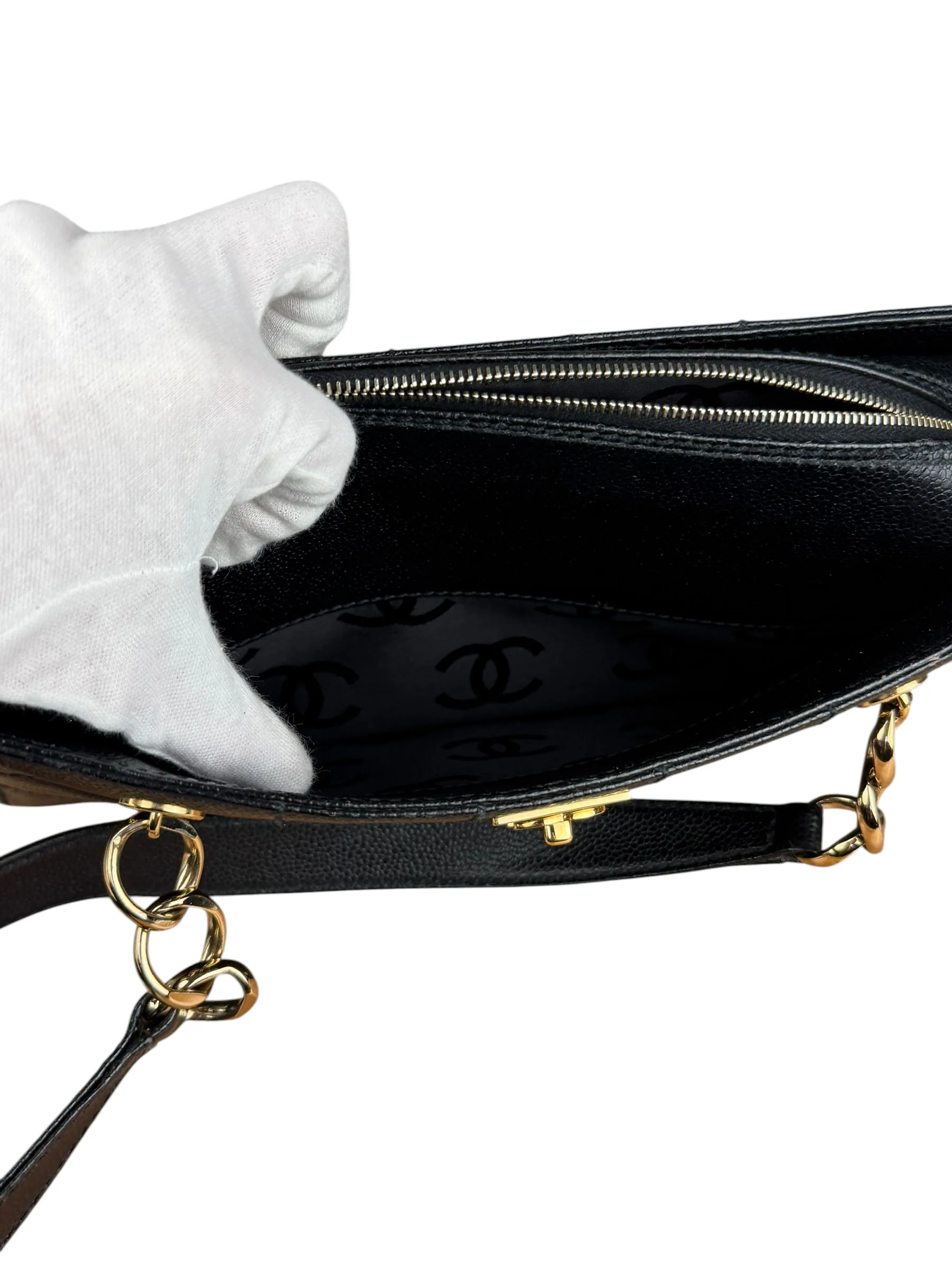 Chanel Black Choco Bar Stitch Caviar Chain Tote 2002 - Image 19