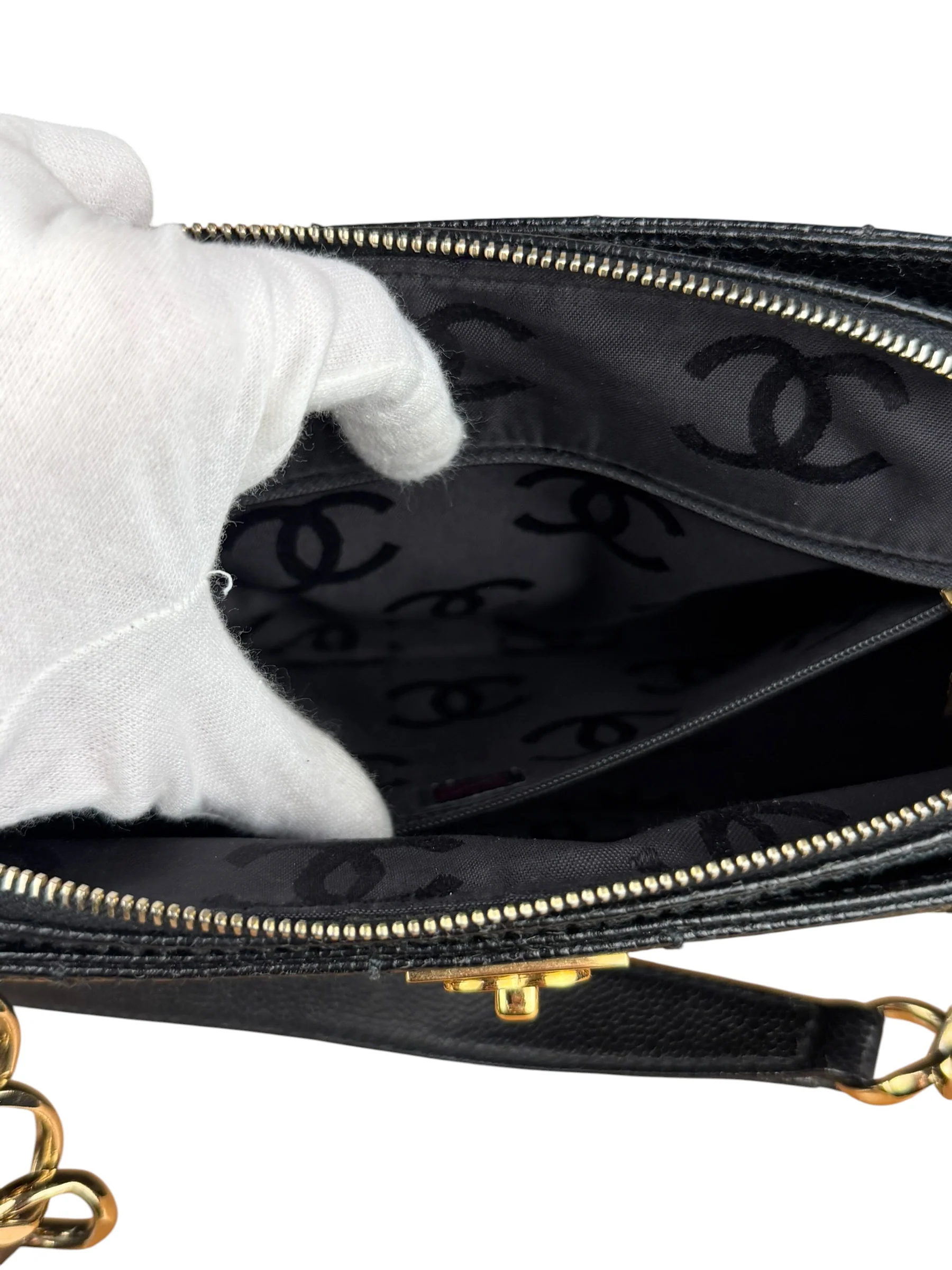 Chanel Black Choco Bar Stitch Caviar Chain Tote 2002 - Image 21