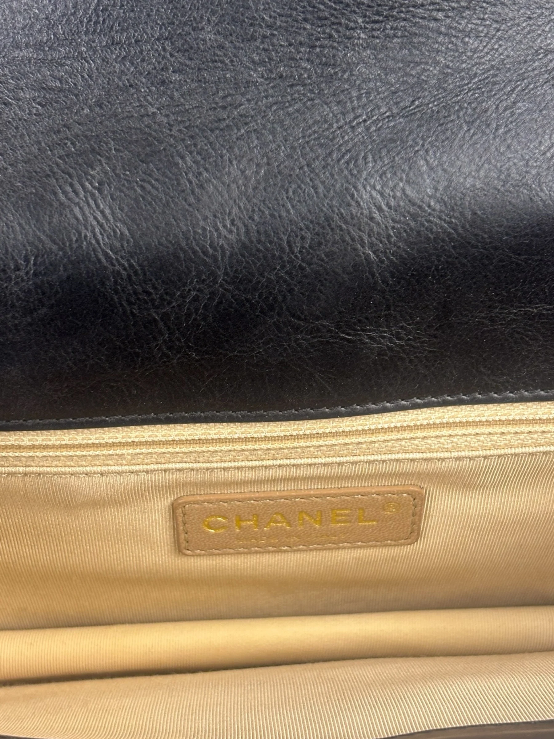 Chanel Black Leather Medium Gabrielle Flap Bag 2011 - Image 13
