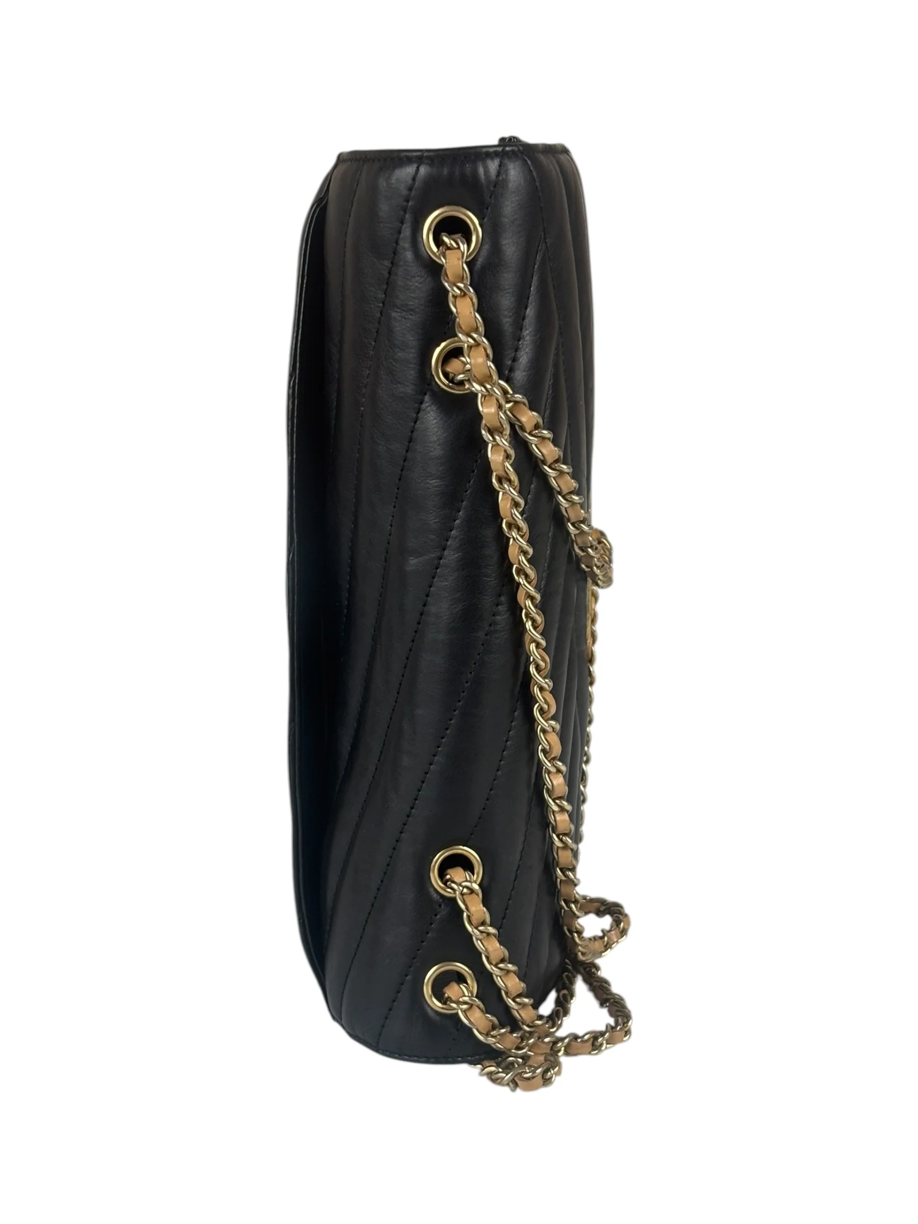 Chanel Black Leather Medium Gabrielle Flap Bag 2011 - Image 15