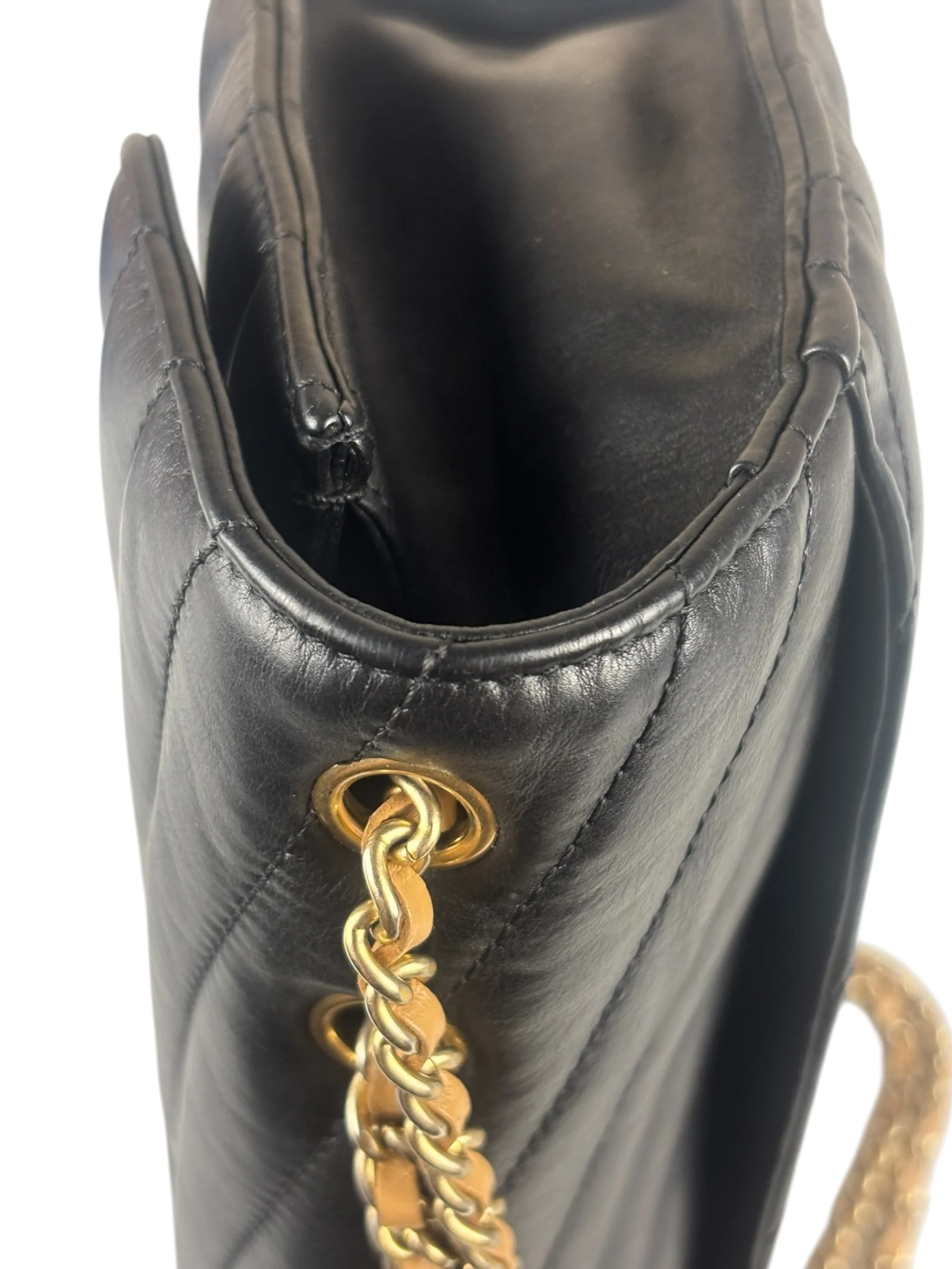 Chanel Black Leather Medium Gabrielle Flap Bag 2011 - Image 20
