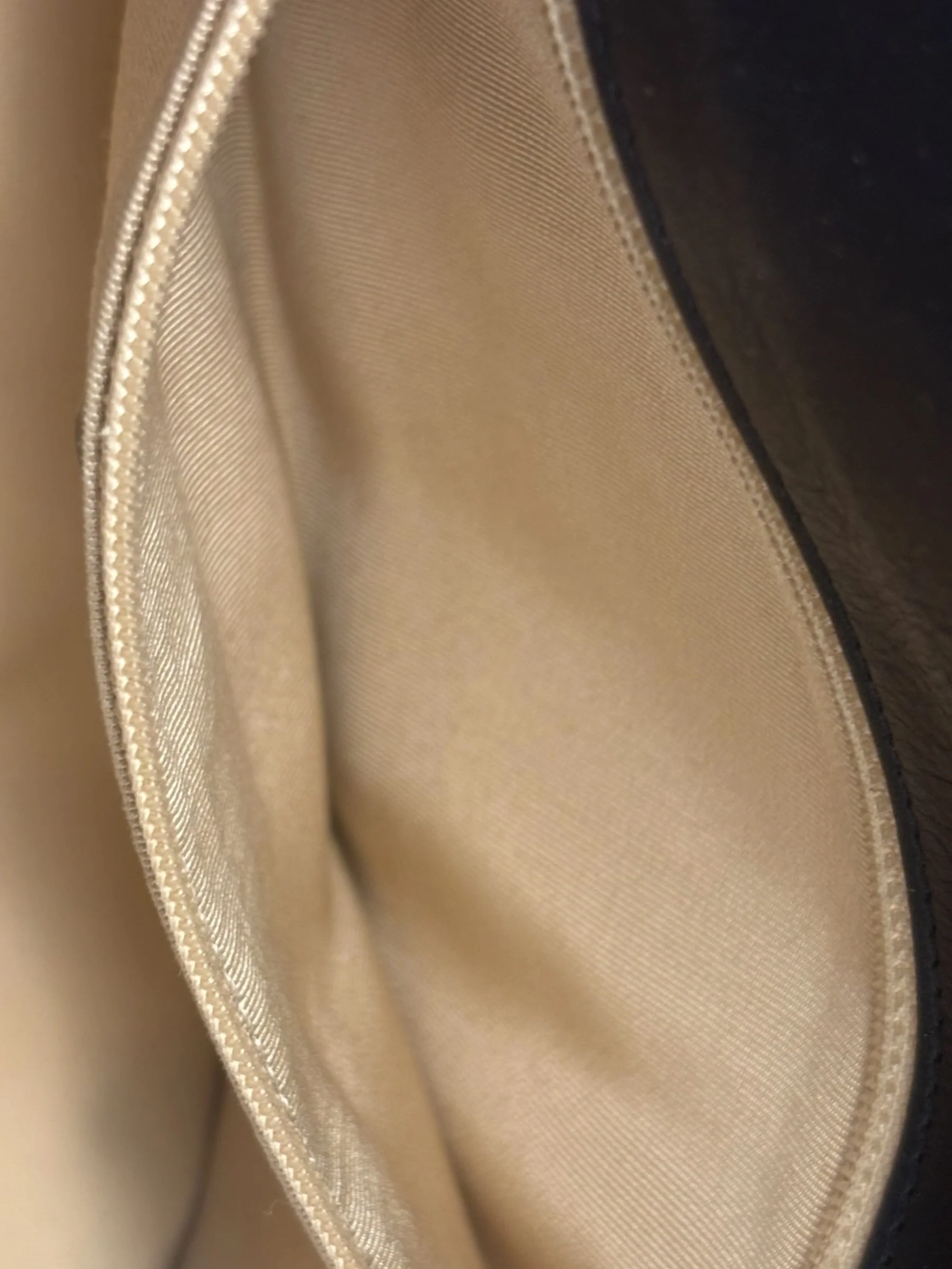 Chanel Black Leather Medium Gabrielle Flap Bag 2011 - Image 7
