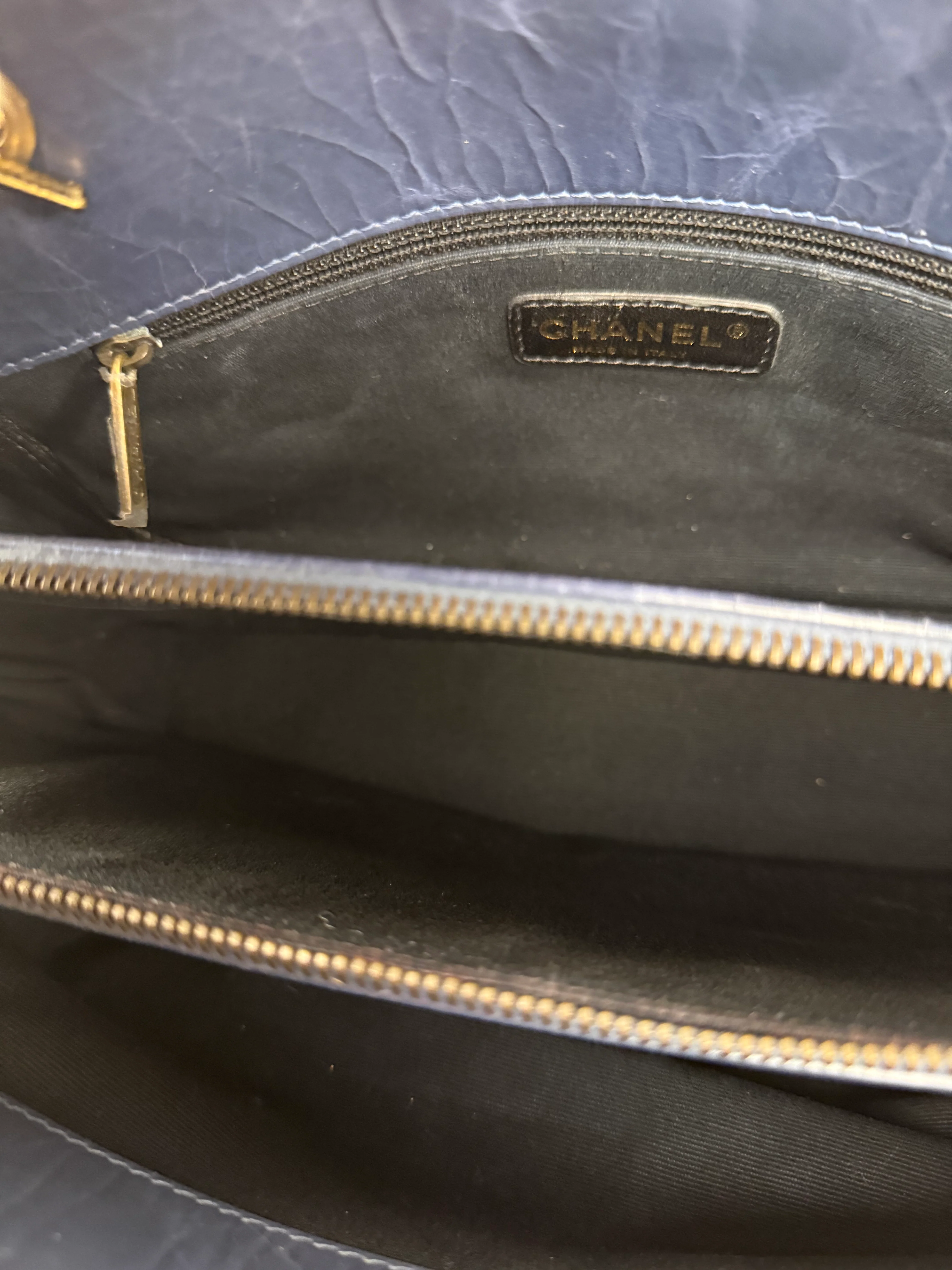Chanel Blue Aged Quilted 2.55 Leather Chain Tote 2011 - Image 12