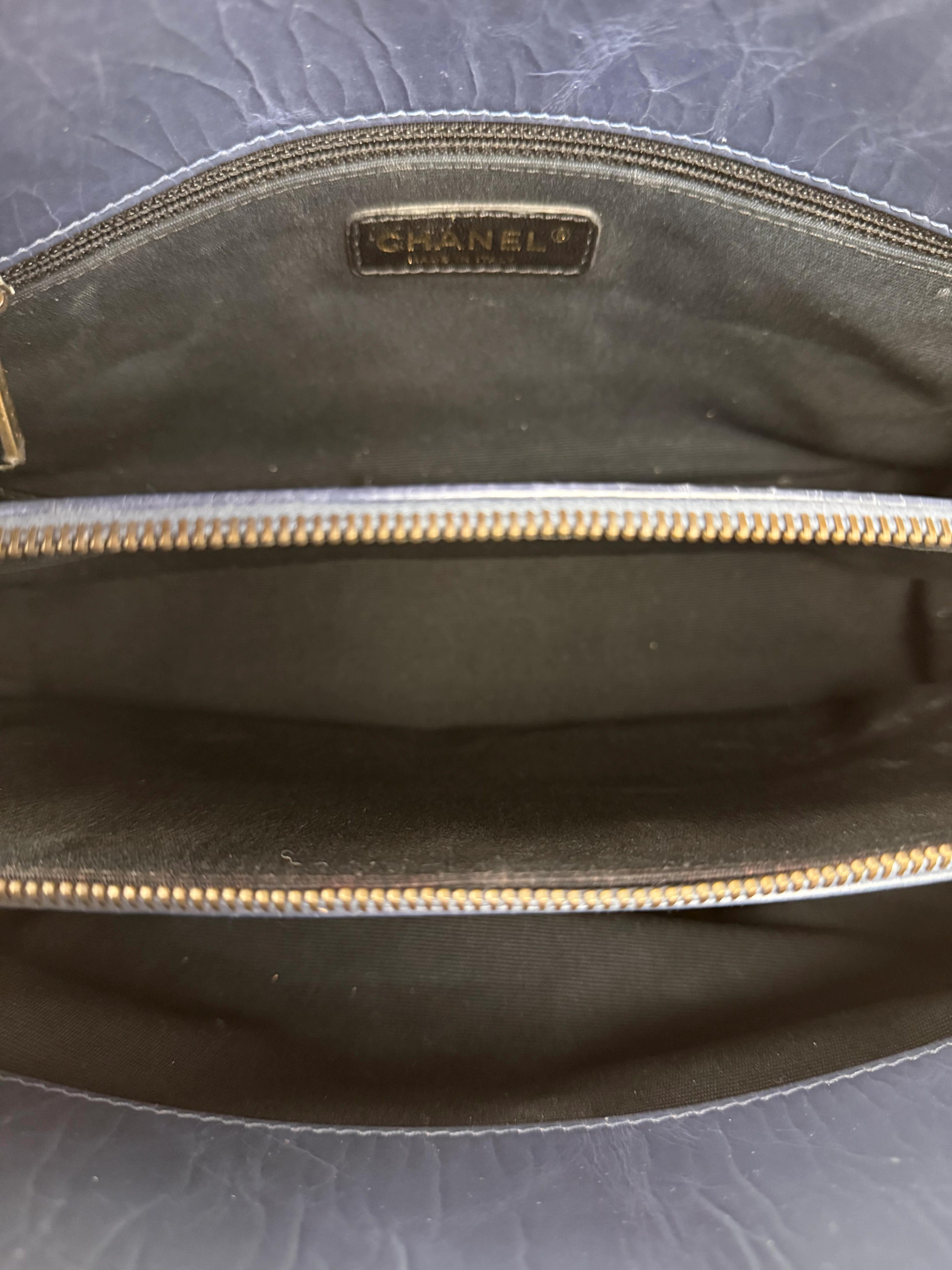 Chanel Blue Aged Quilted 2.55 Leather Chain Tote 2011 - Image 14