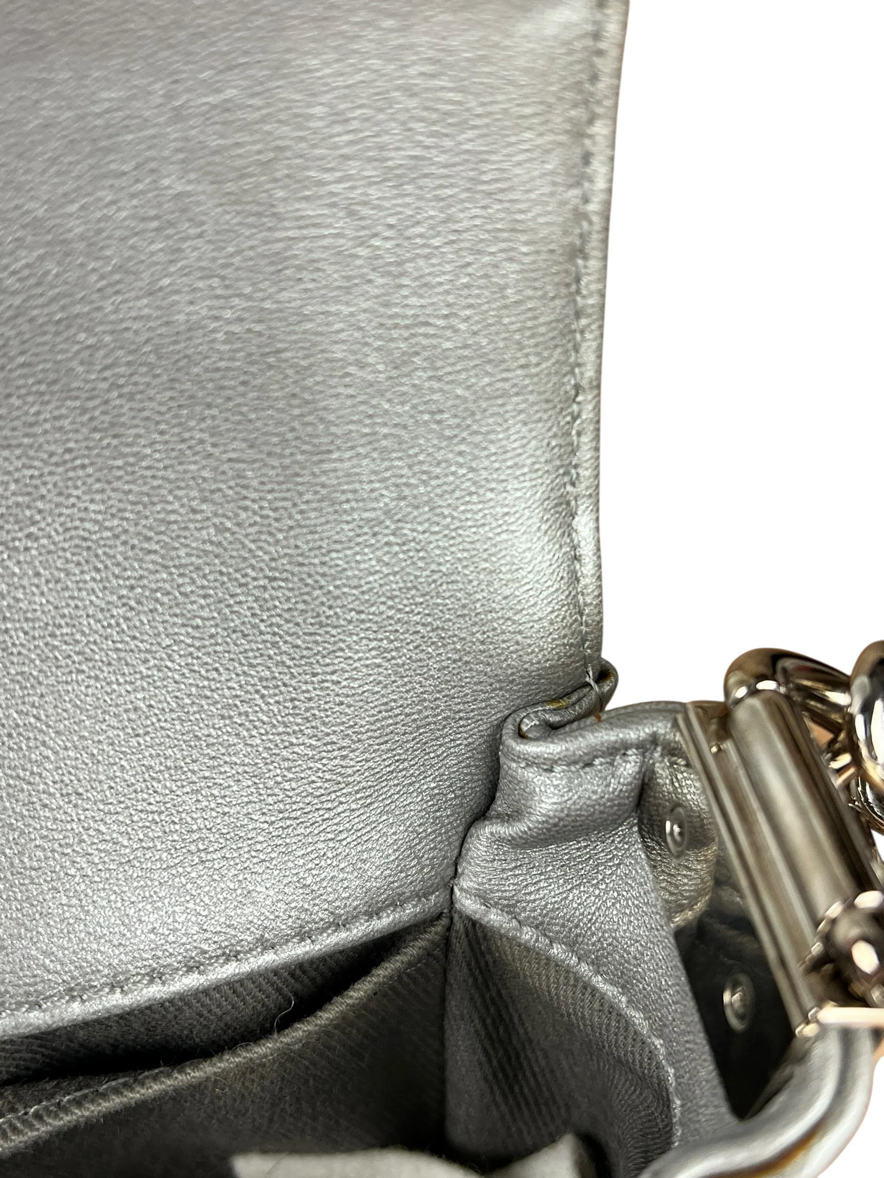 Chanel CC Silver Lambskin Quilted Boy Bag Red Stingray 2012 - Image 14