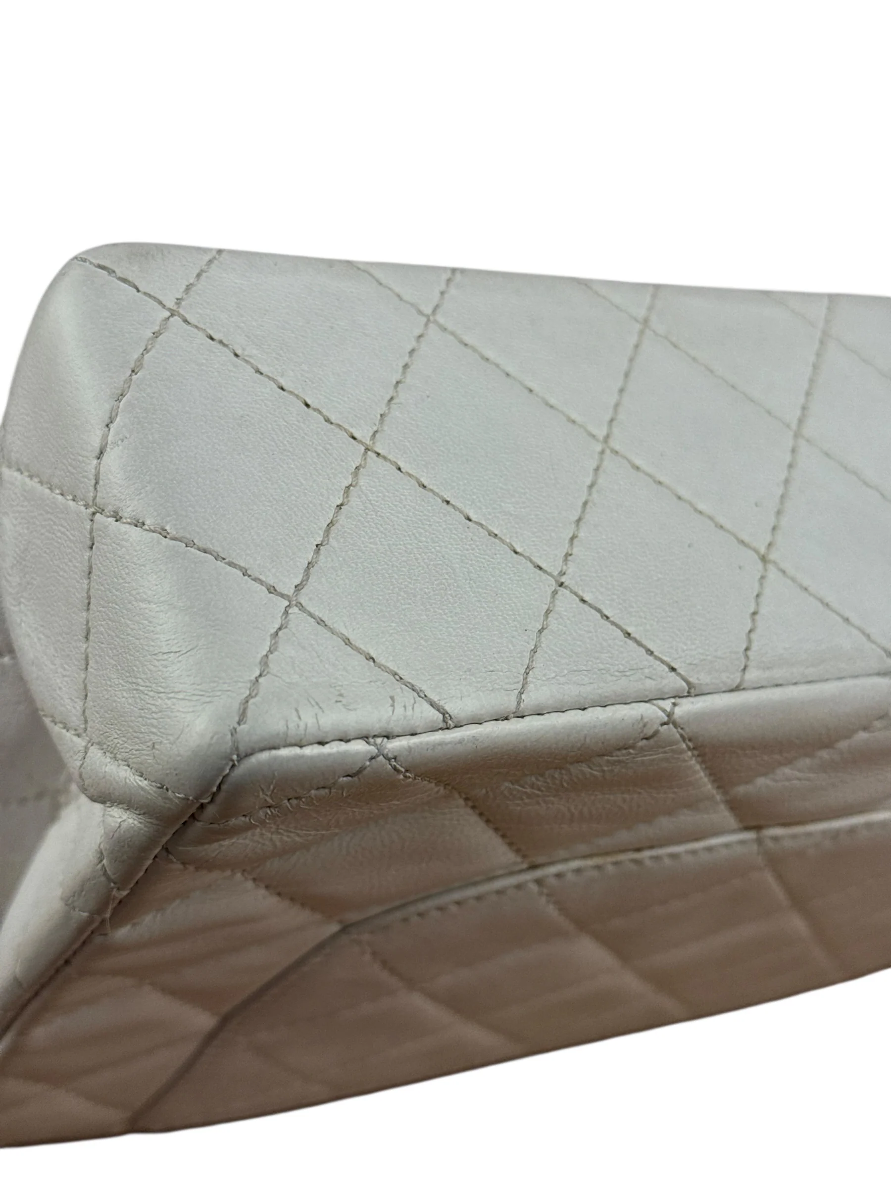 Chanel CC White Quilted Double Flap Bag 1988 - Image 17