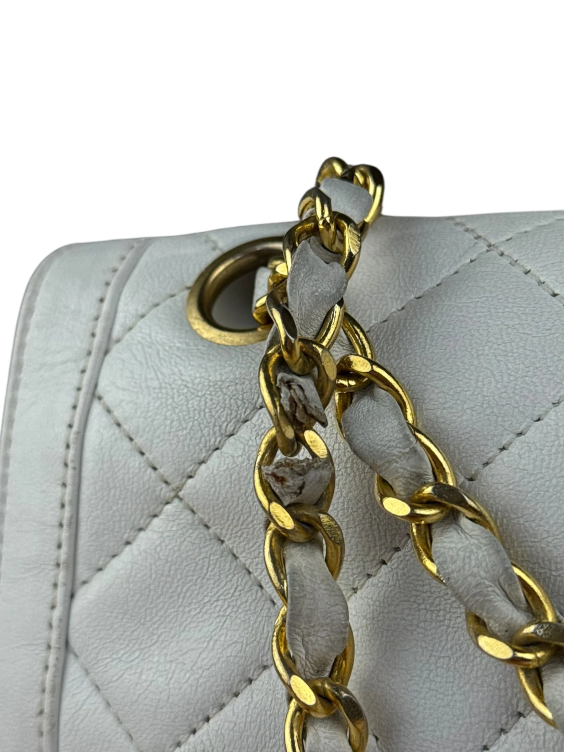 Chanel CC White Quilted Double Flap Bag 1988 - Image 9