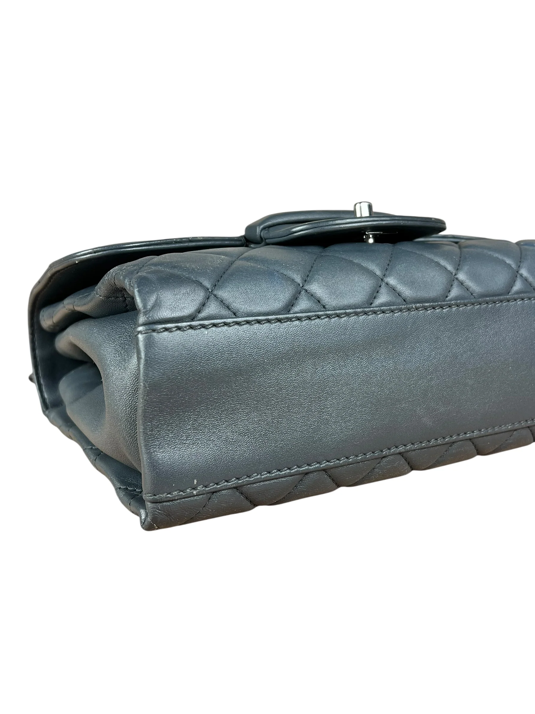 Chanel Dark Grey Quilted Leather Loop Flap Bag 2014 - Image 20