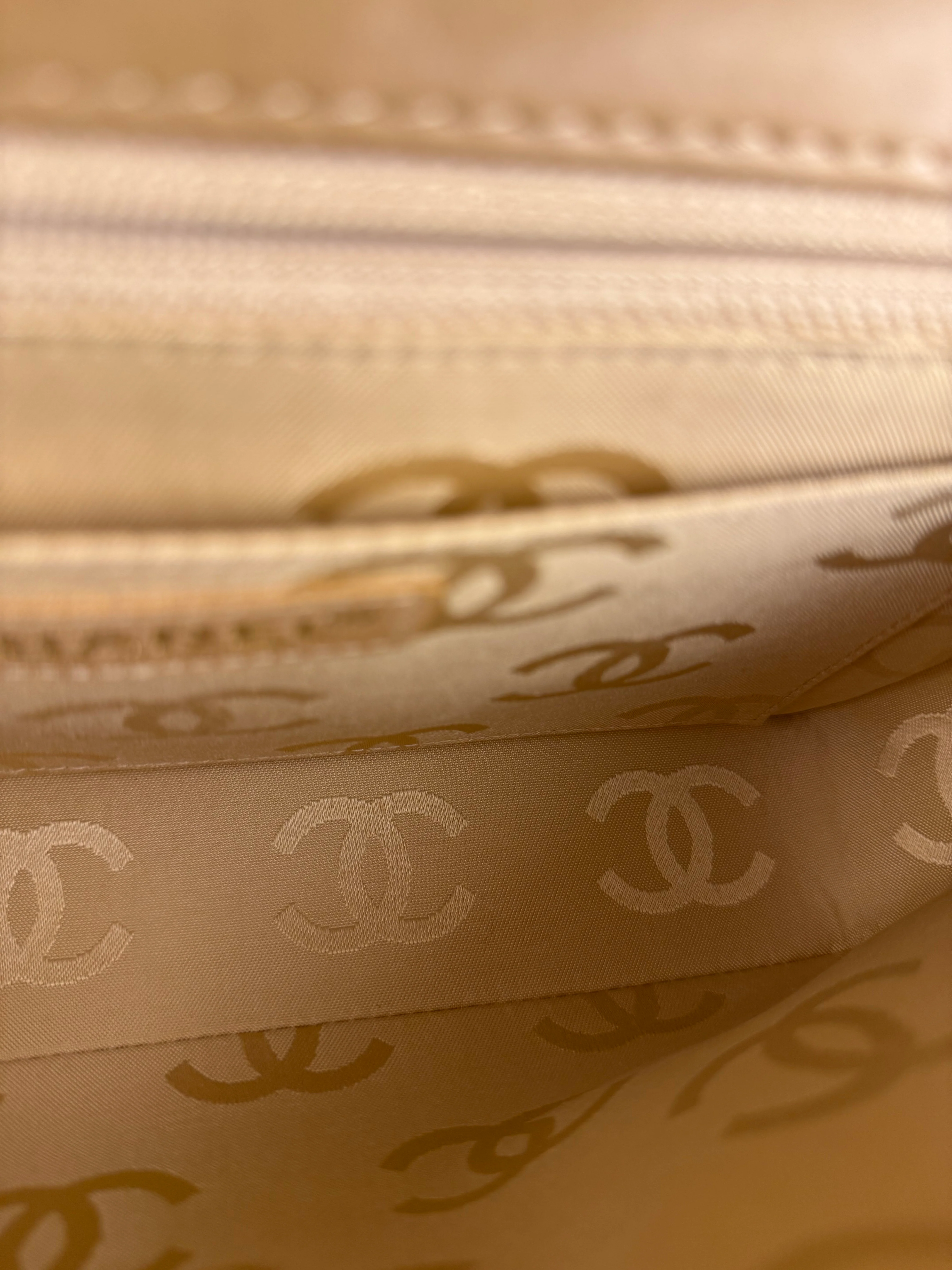 Chanel Gold Patent East West Stitch Flap Bag 2002 - Image 19
