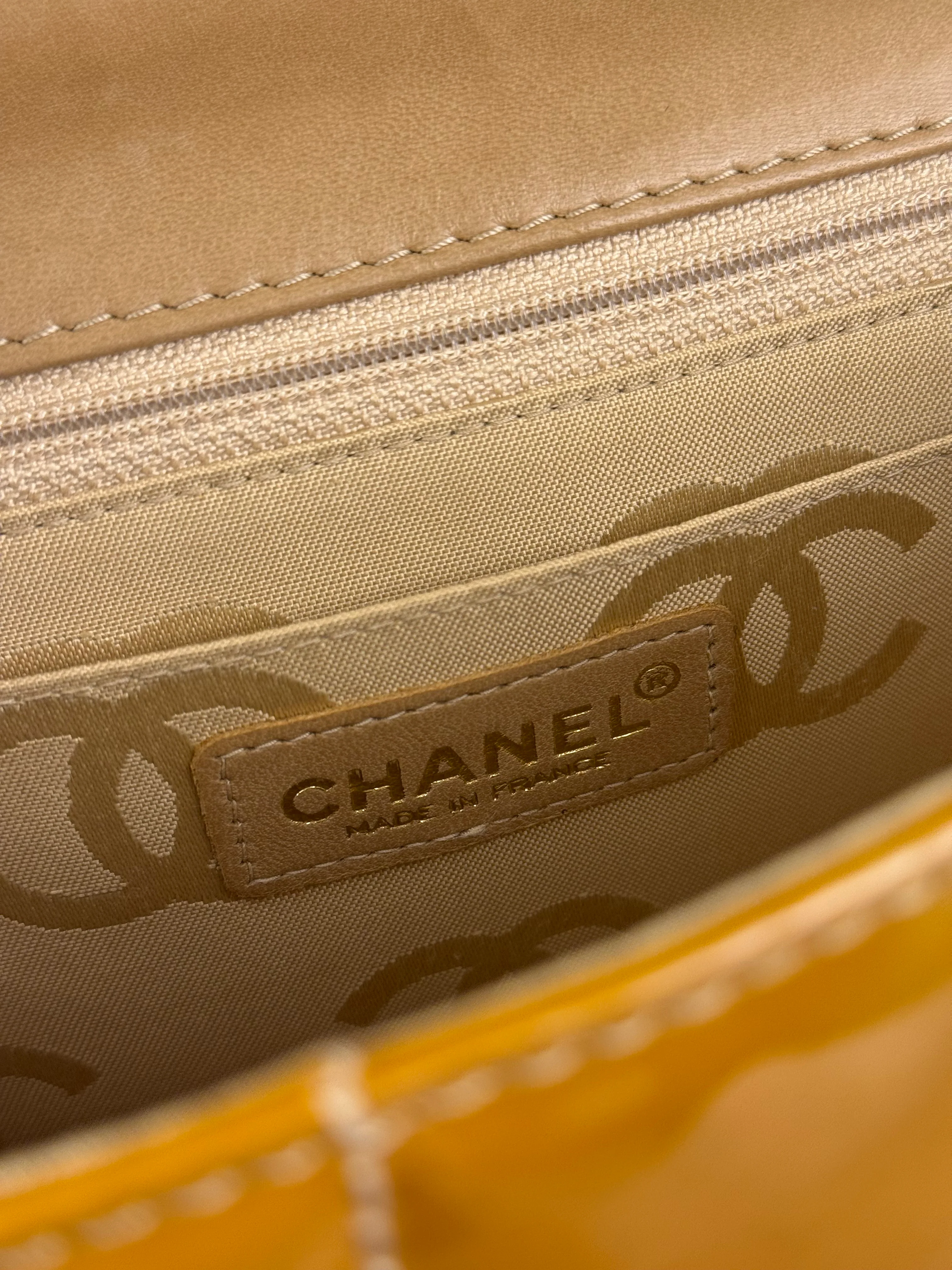 Chanel Gold Patent East West Stitch Flap Bag 2002 - Image 21