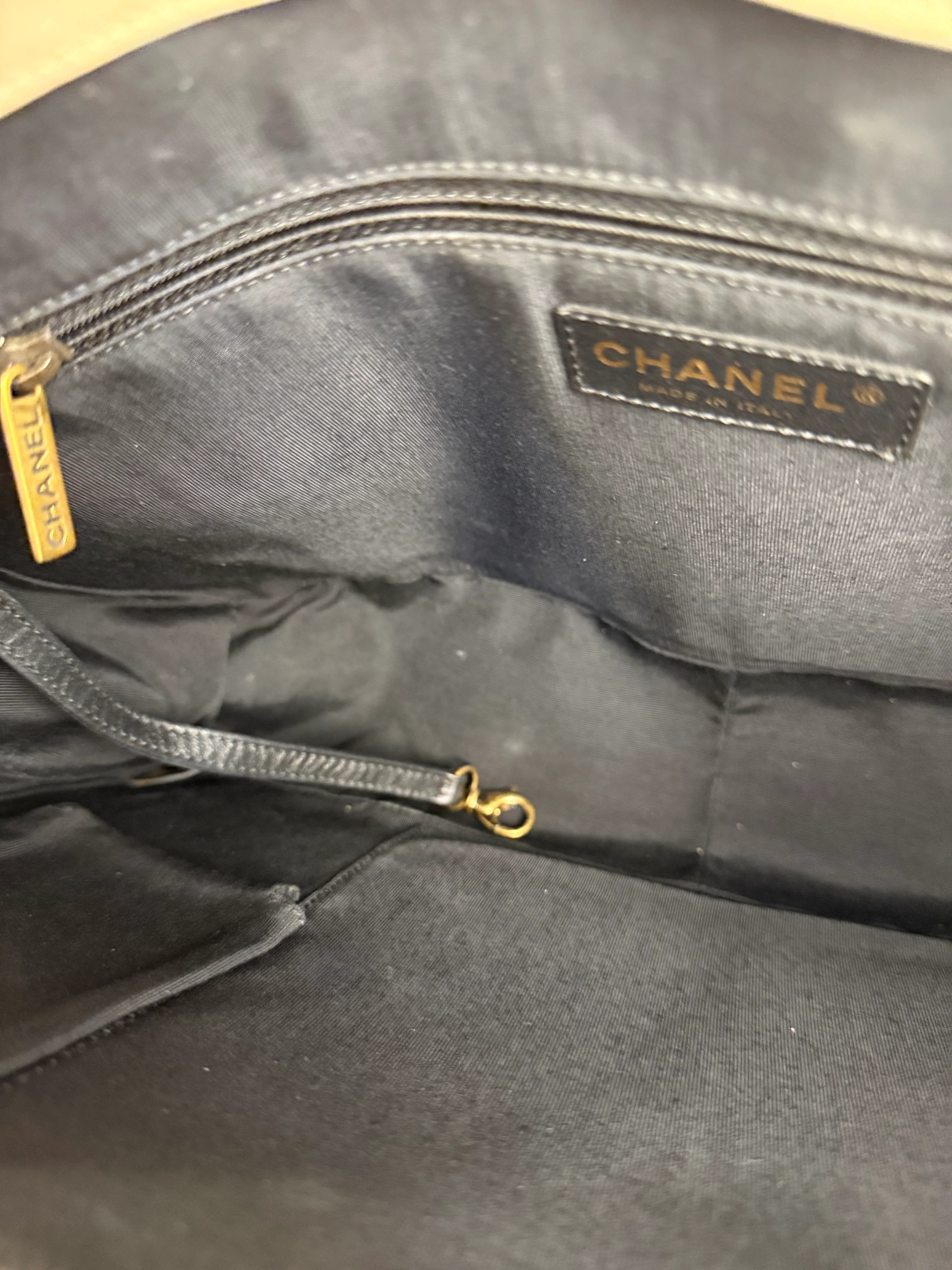 Chanel Ivory Leather Large Jetsetter Boy 2Way Handbag 2011 - Image 22