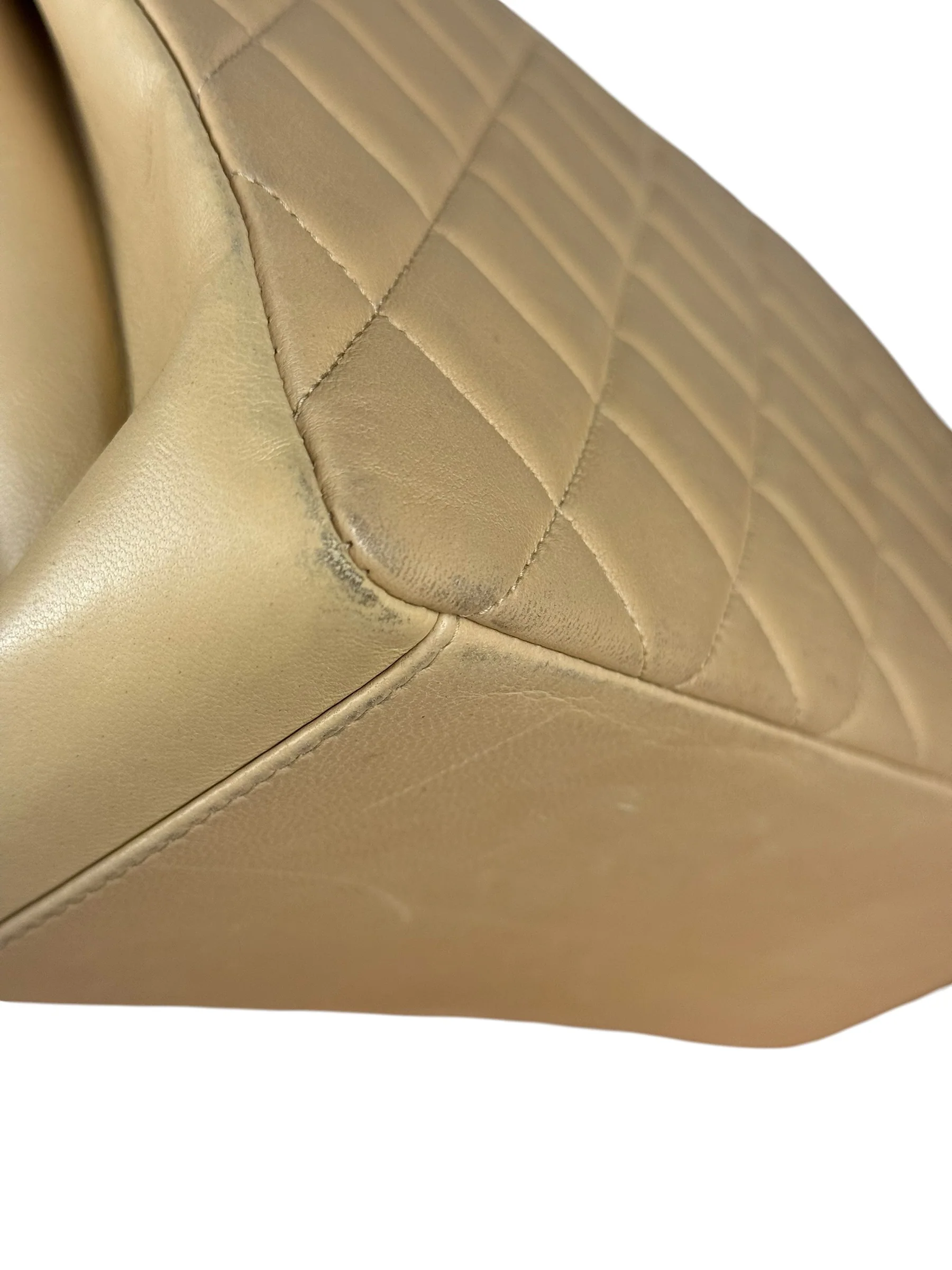 Chanel M Beige Lambskin Envelope Flap 1997 - Image 16