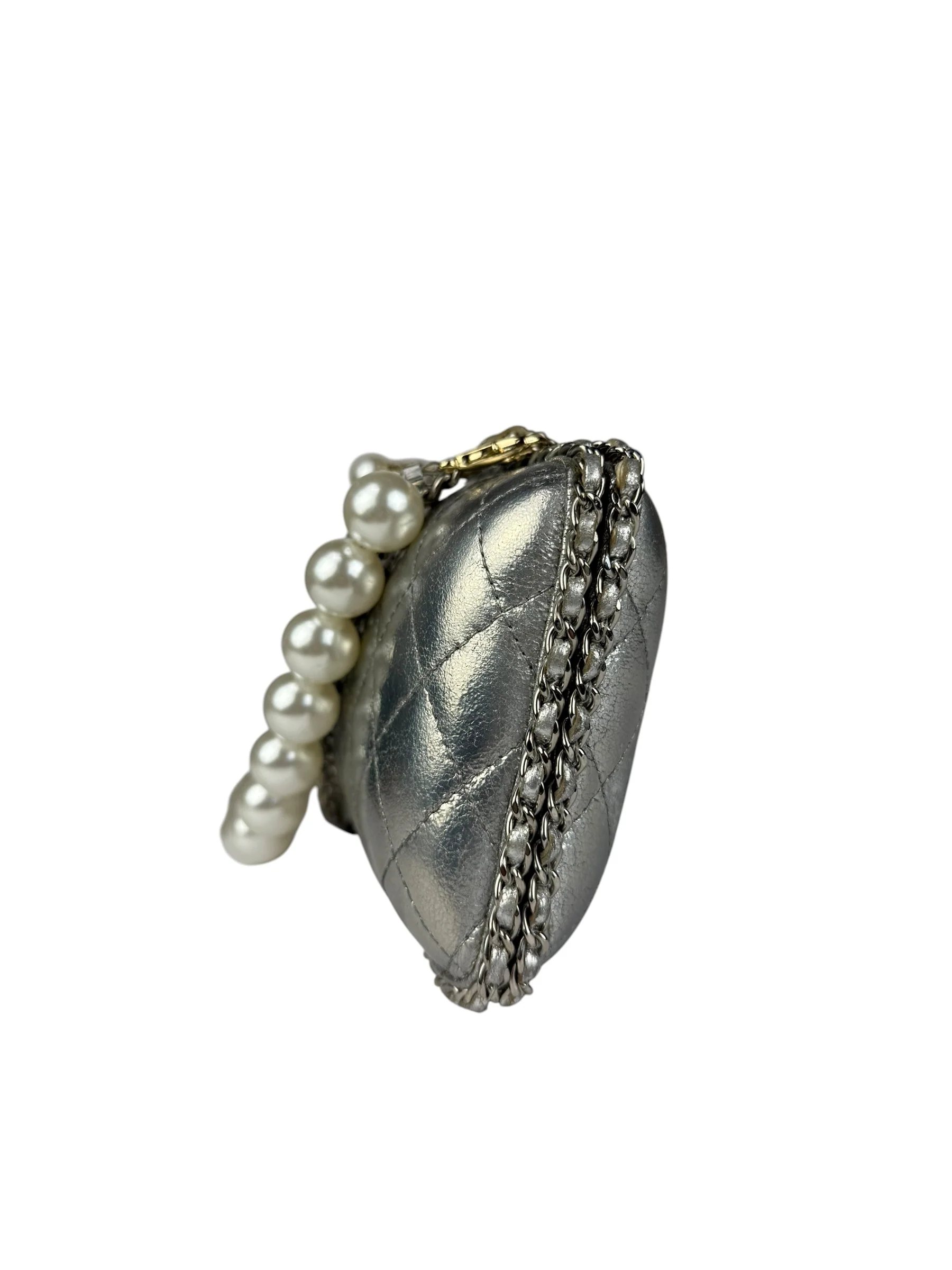 Chanel Metallic Silver Quilted Chain Around Clutch Bag 2011 - Image 4