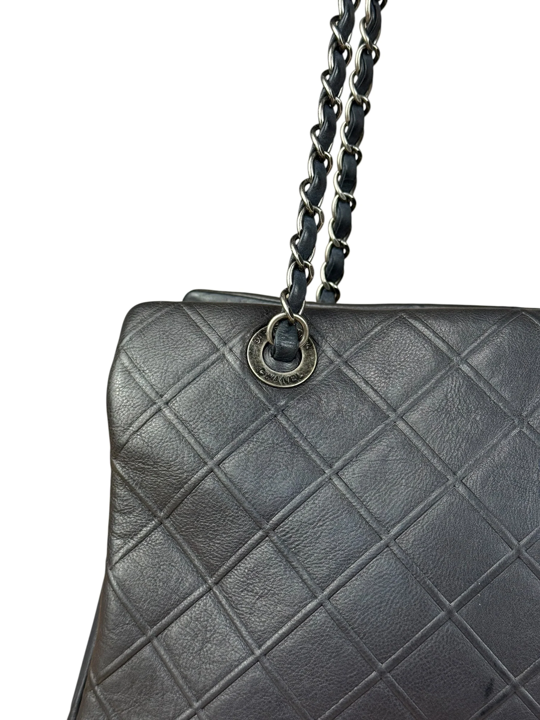 Chanel Navy Edinburgh Chic Chain Tote 2013 - Image 10