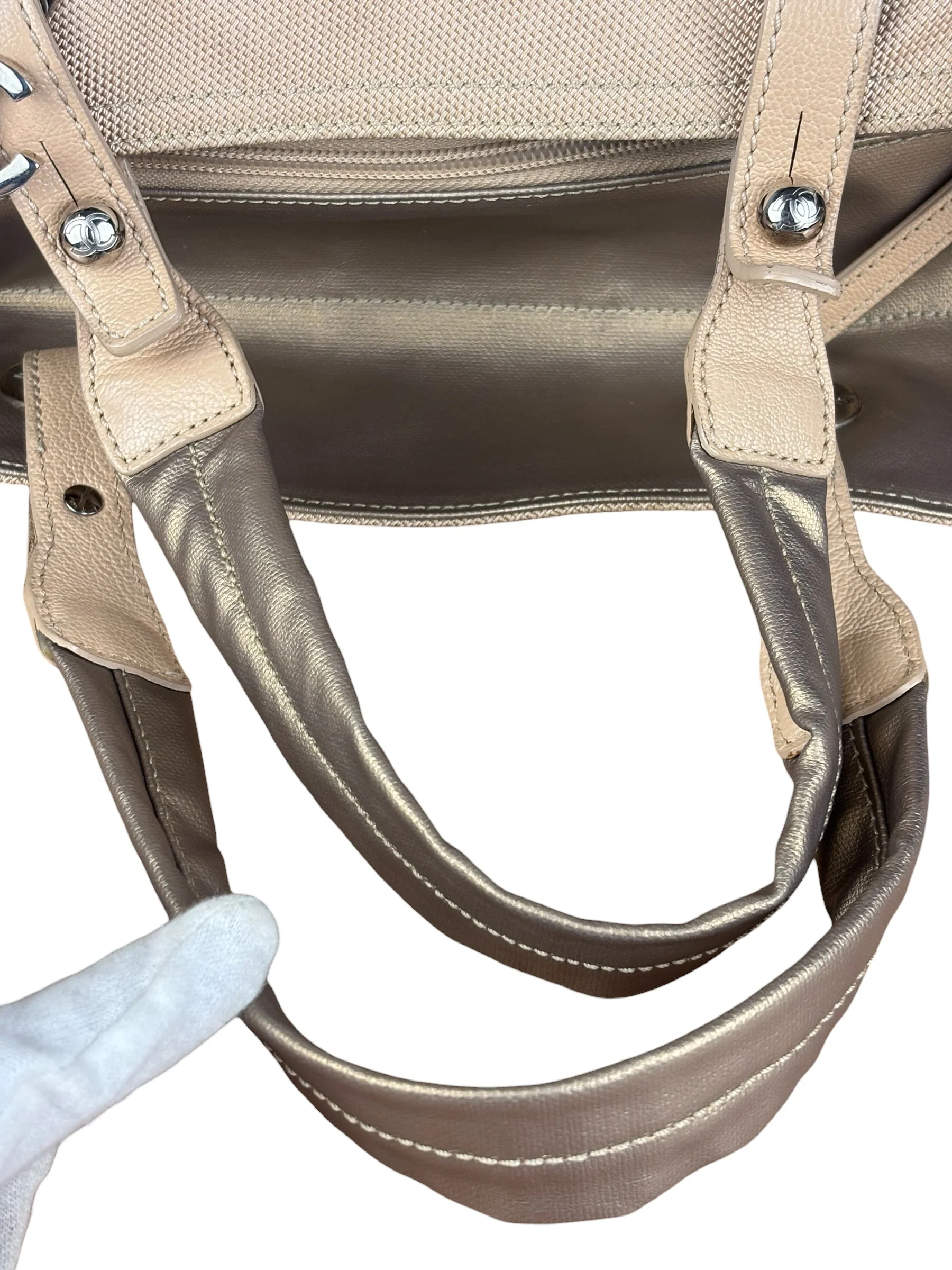 Chanel Paris-Biarritz Gold Quilted Tote Bag 2006 - Image 21
