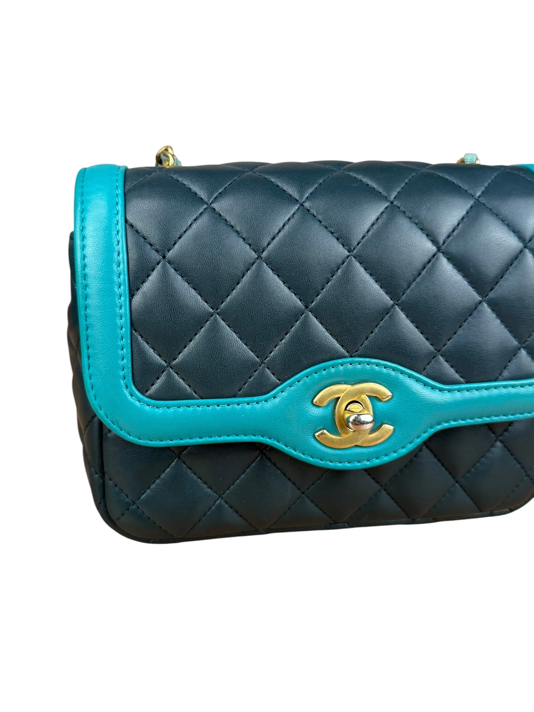 Chanel Quilted Mini Two-Tone Blue Day Flap Bag 2017 - Image 4