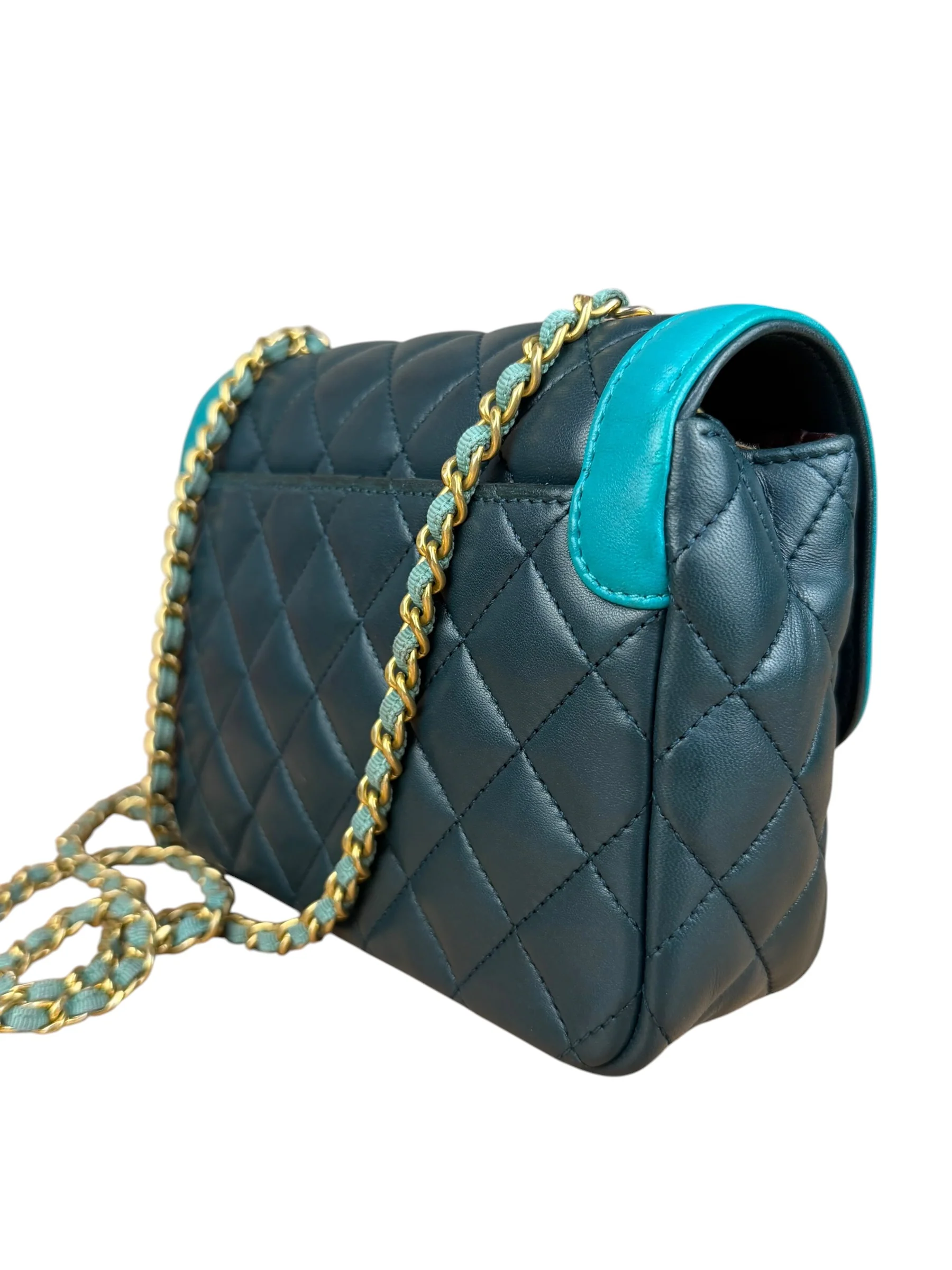 Chanel Quilted Mini Two-Tone Blue Day Flap Bag 2017 - Image 6