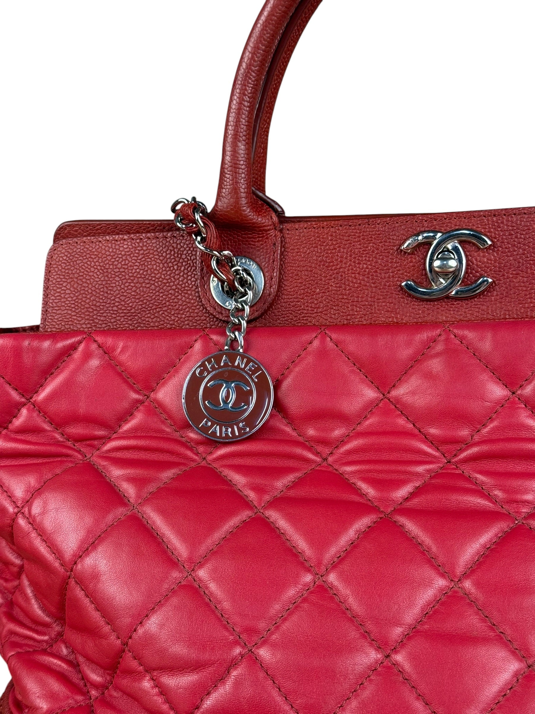 Chanel Red Quilted Caviar Be CC 2Way Tote Bag 2014 - Image 4