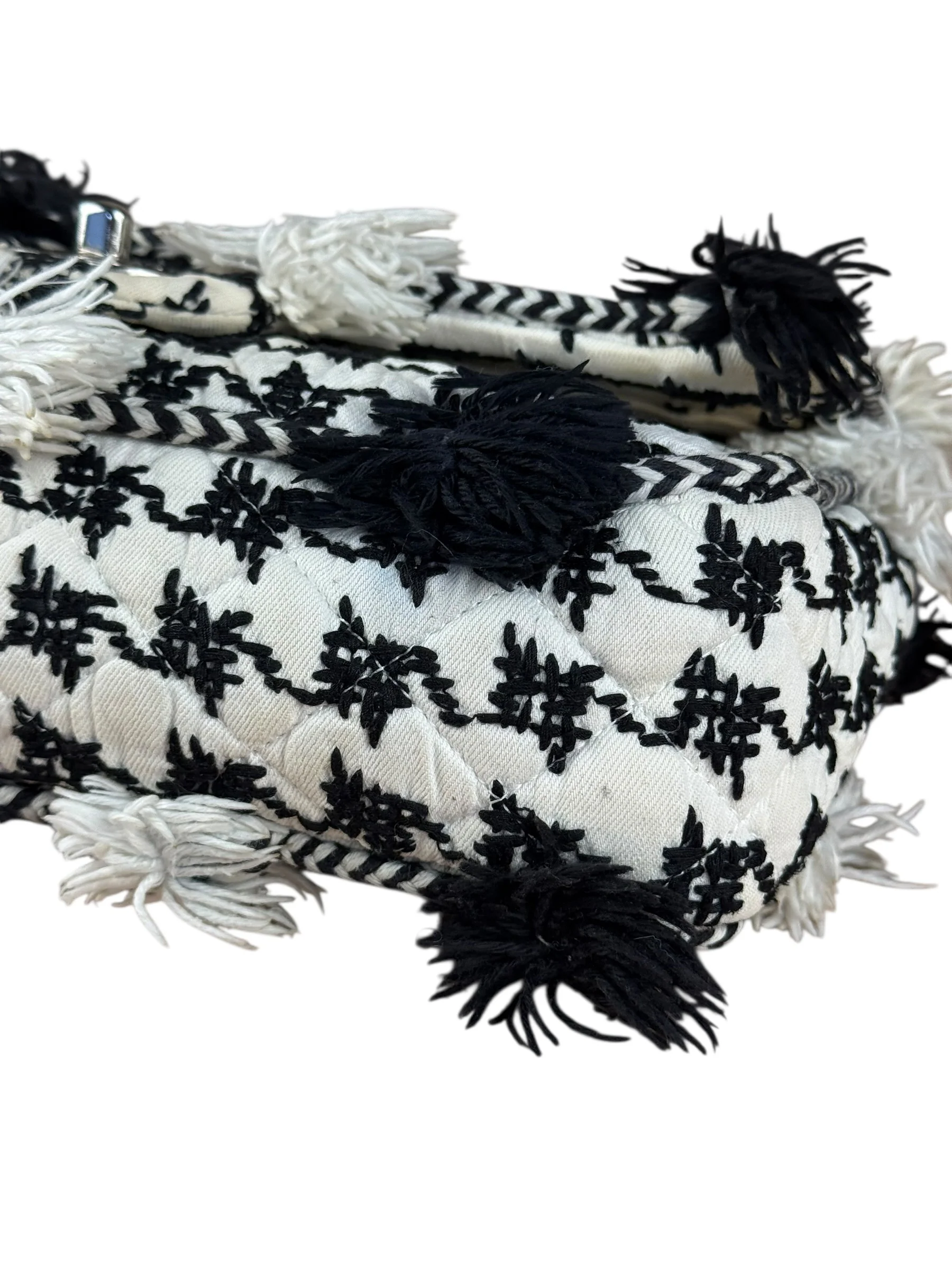 Chanel Tweed Woven Medium Classic Double Flap Bag 2014 - Image 17