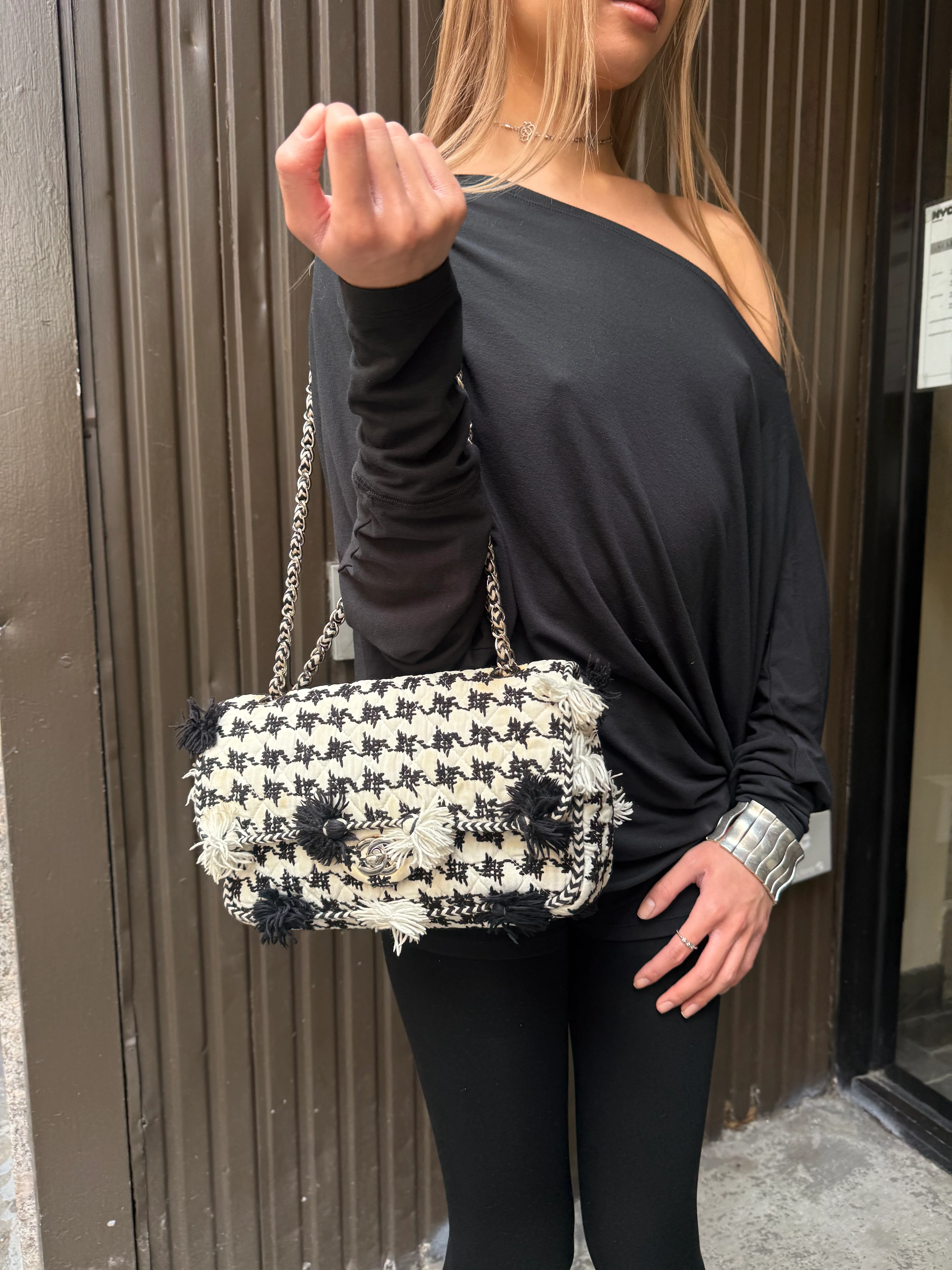Chanel Tweed Woven Medium Classic Double Flap Bag 2014 - Image 2
