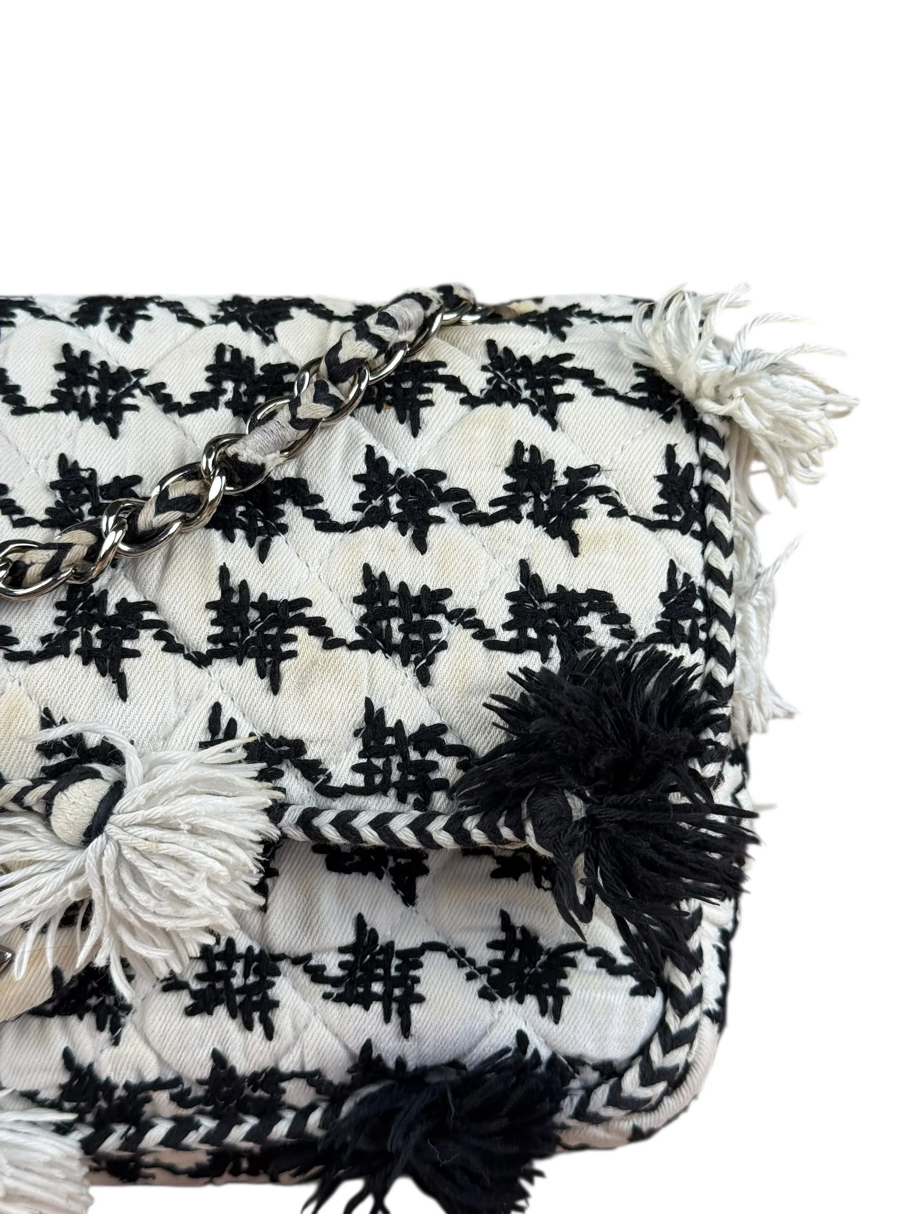 Chanel Tweed Woven Medium Classic Double Flap Bag 2014 - Image 3