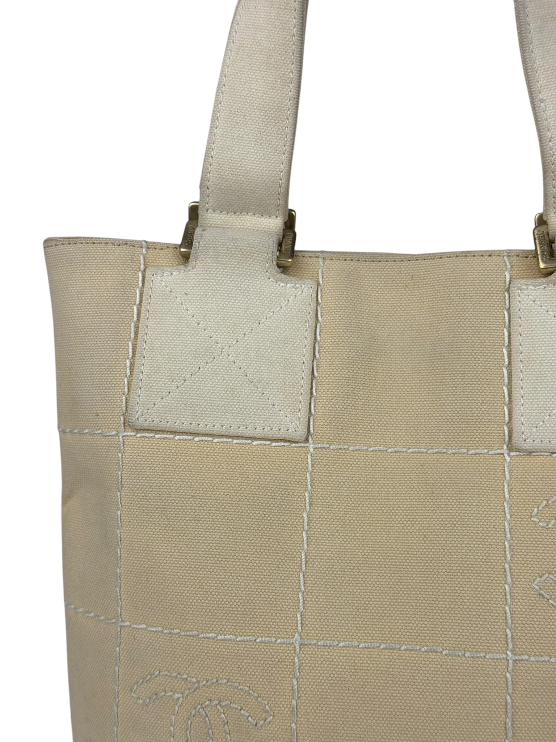 Chanel Vintage Beige Canvas Quilted Chocolate Bar Tote 2003 - Image 12