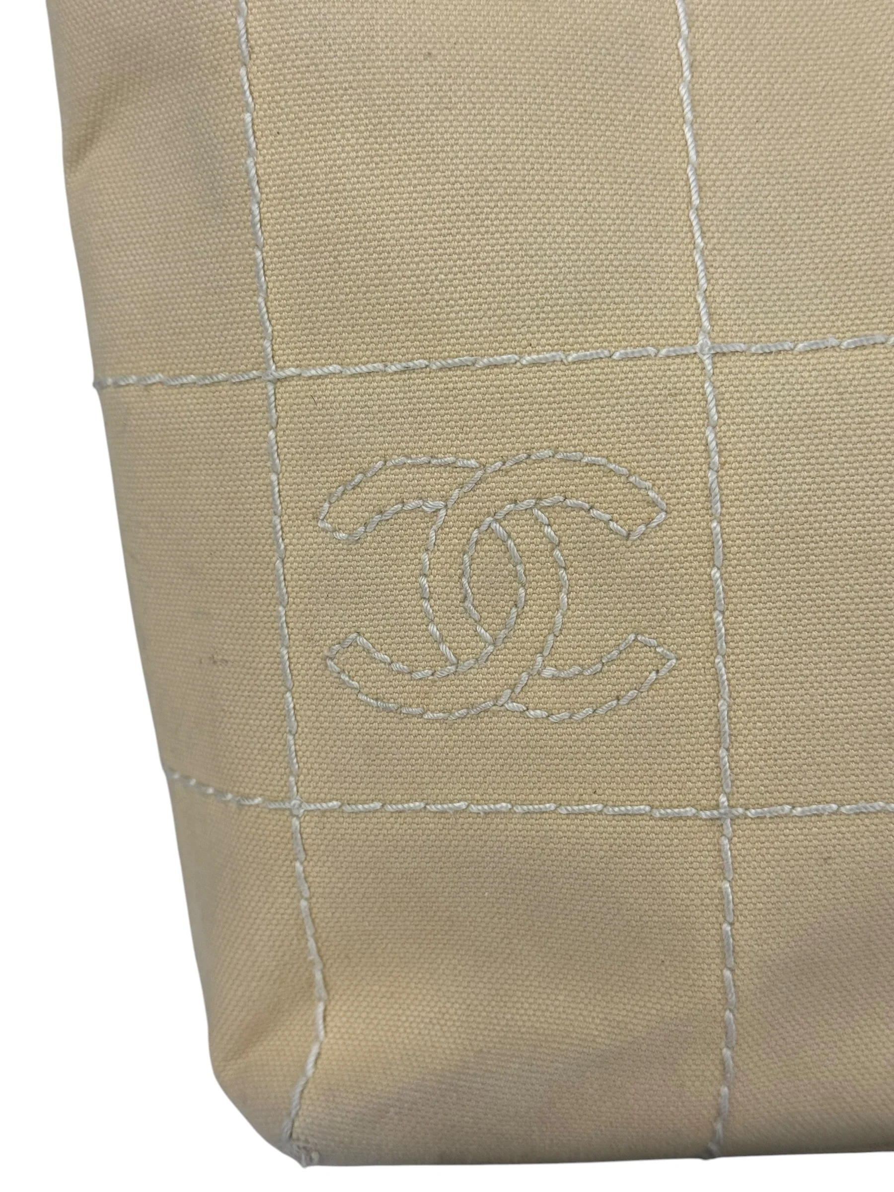 Chanel Vintage Beige Canvas Quilted Chocolate Bar Tote 2003 - Image 14
