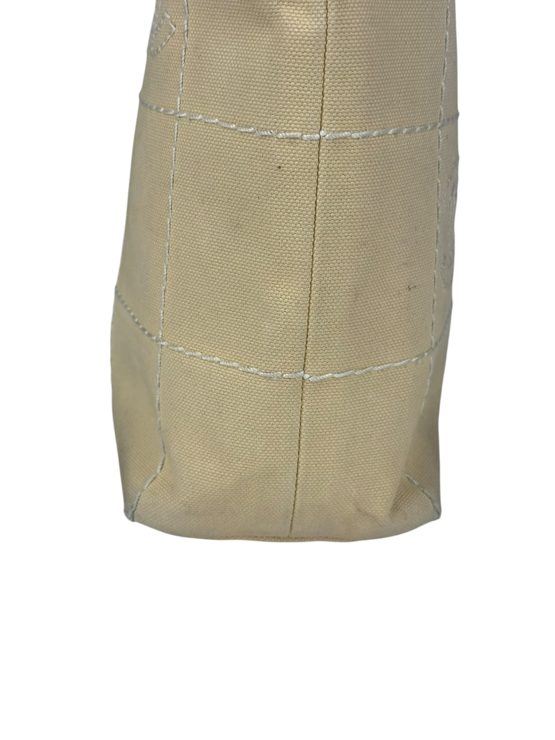 Chanel Vintage Beige Canvas Quilted Chocolate Bar Tote 2003 - Image 19