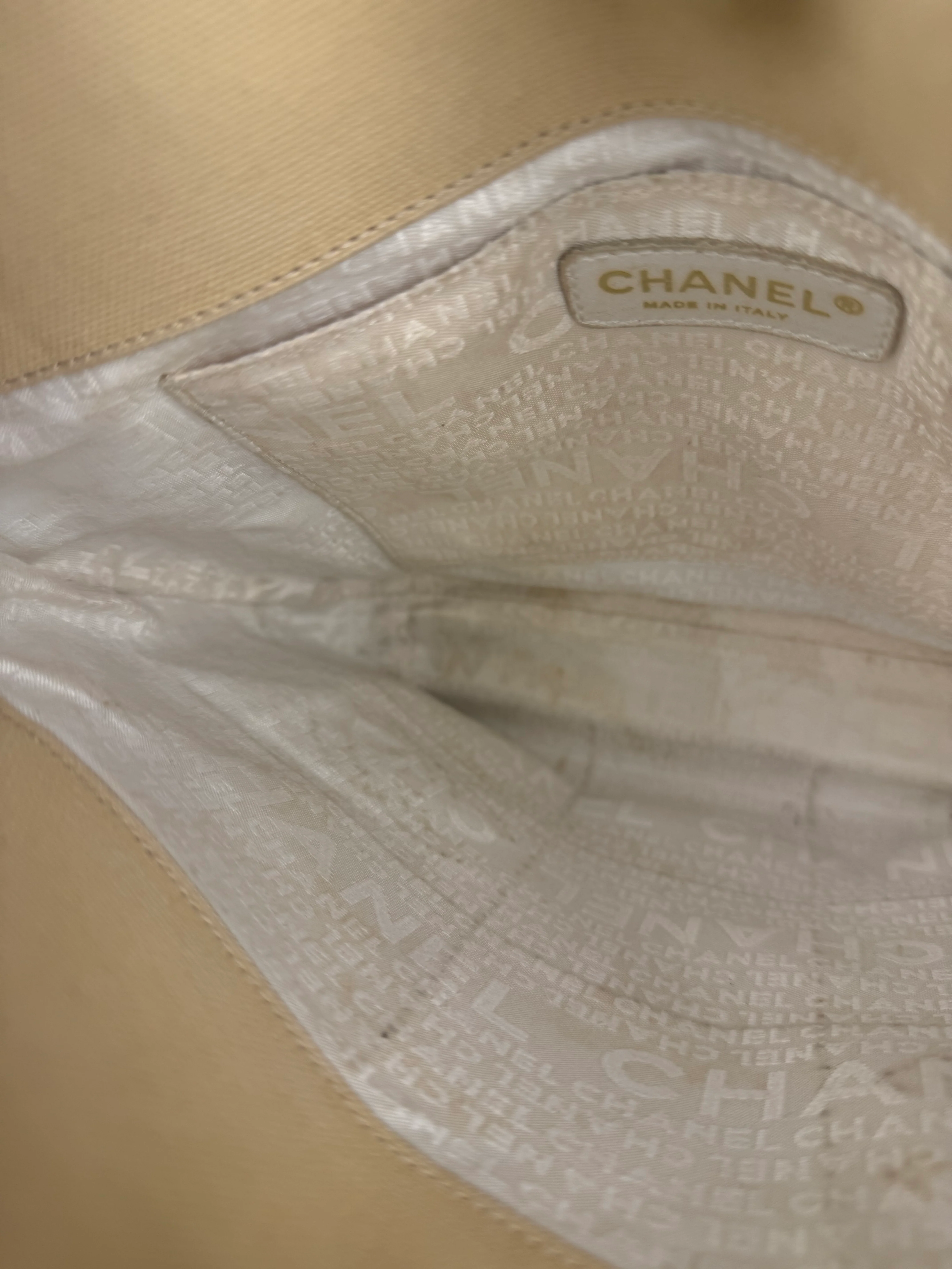 Chanel Vintage Beige Canvas Quilted Chocolate Bar Tote 2003 - Image 27