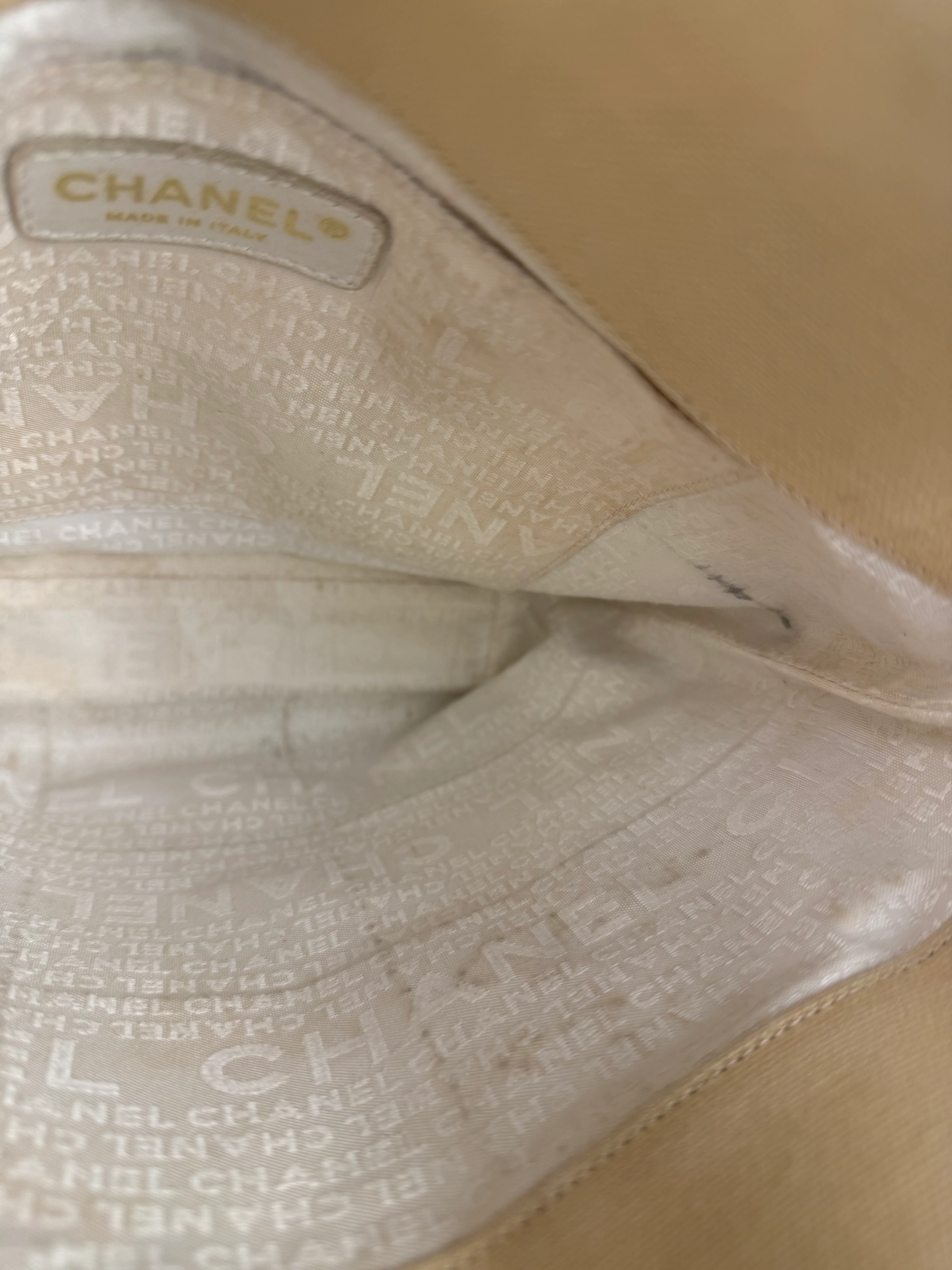 Chanel Vintage Beige Canvas Quilted Chocolate Bar Tote 2003 - Image 28