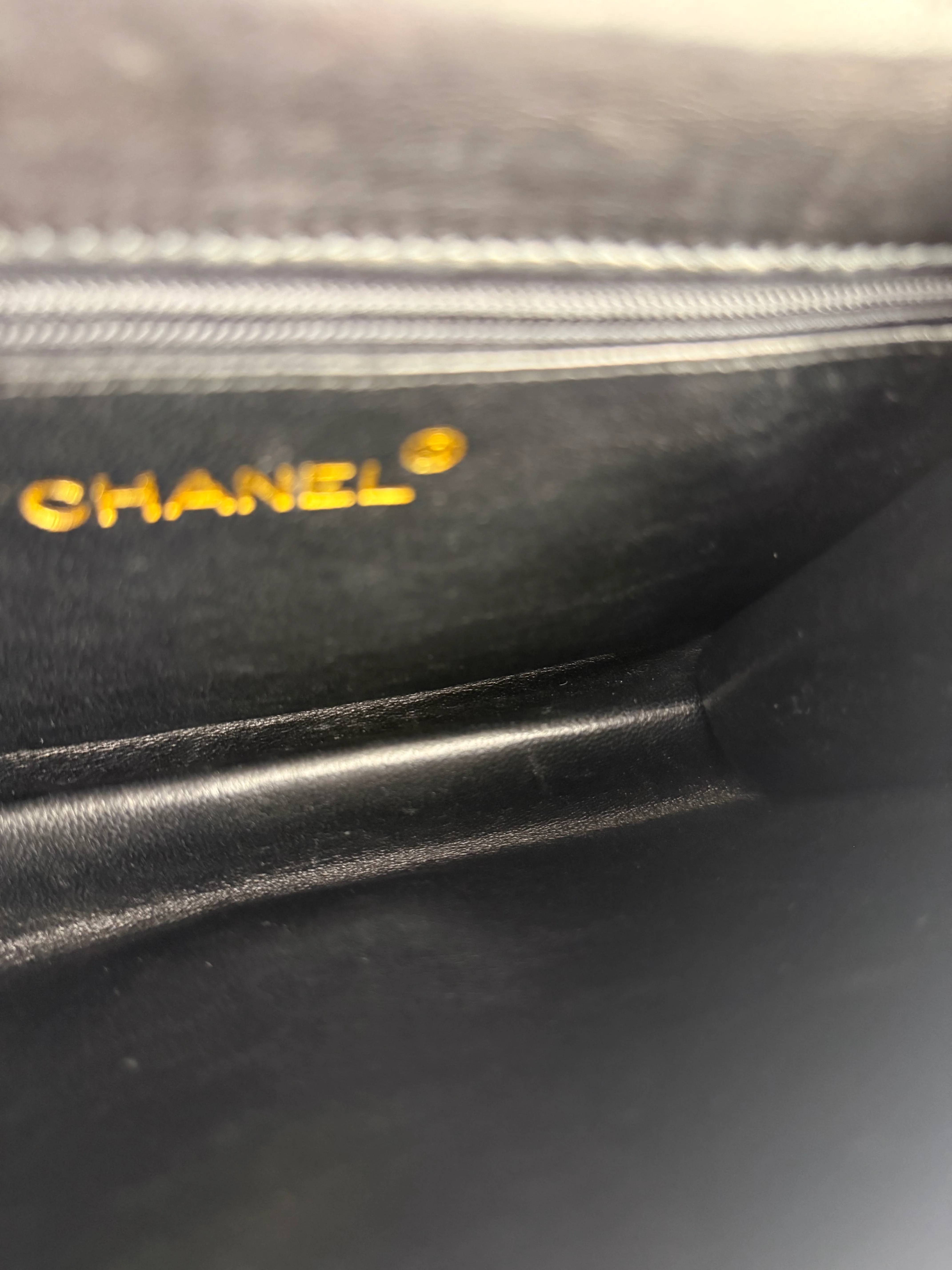 Chanel Vintage CC Stitch Lizard Flap Chain Bag 1988 - Image 13