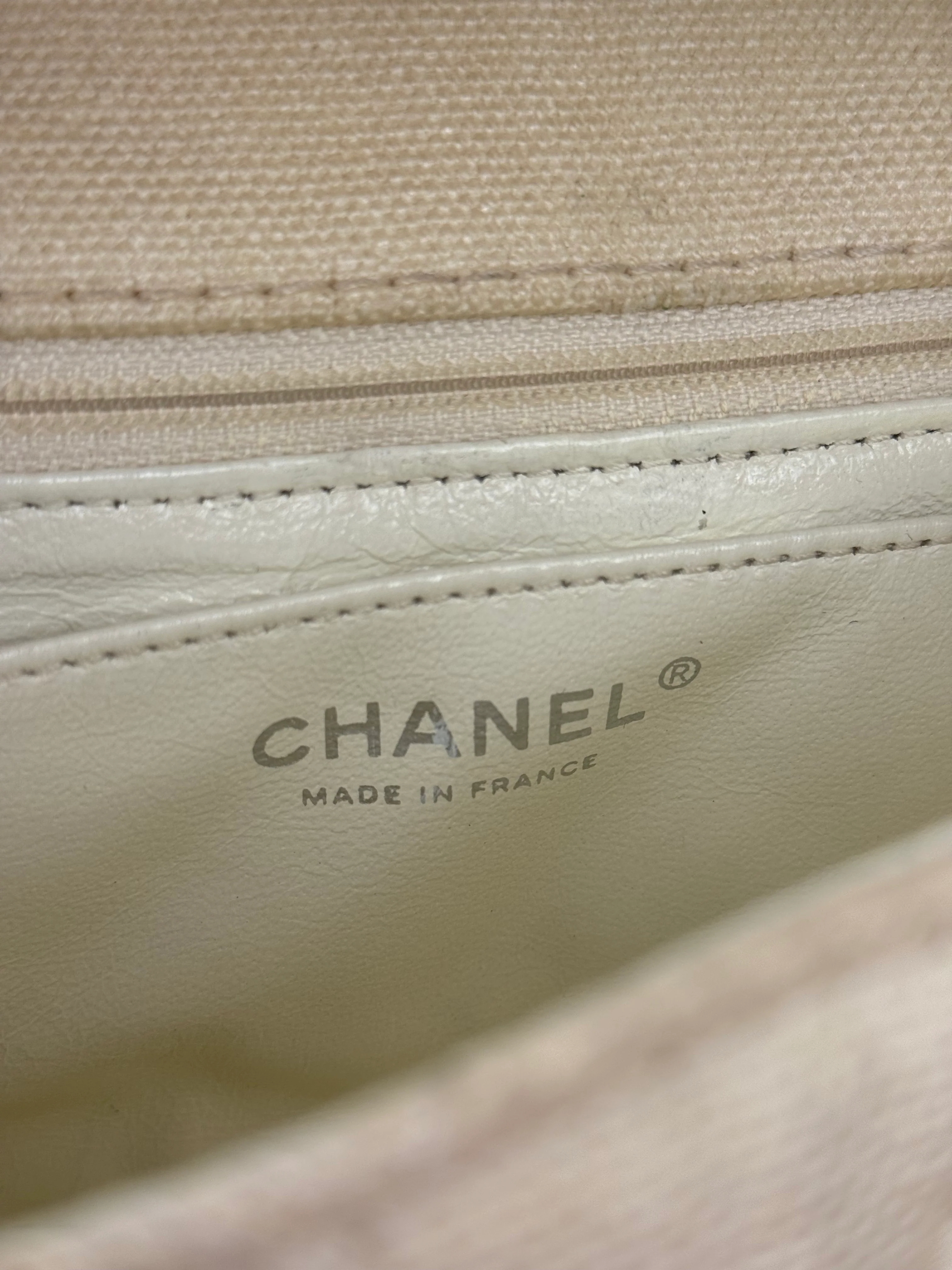 Chanel White Leather/Canvas Pearl Crossbody Flap 2003 - Image 22